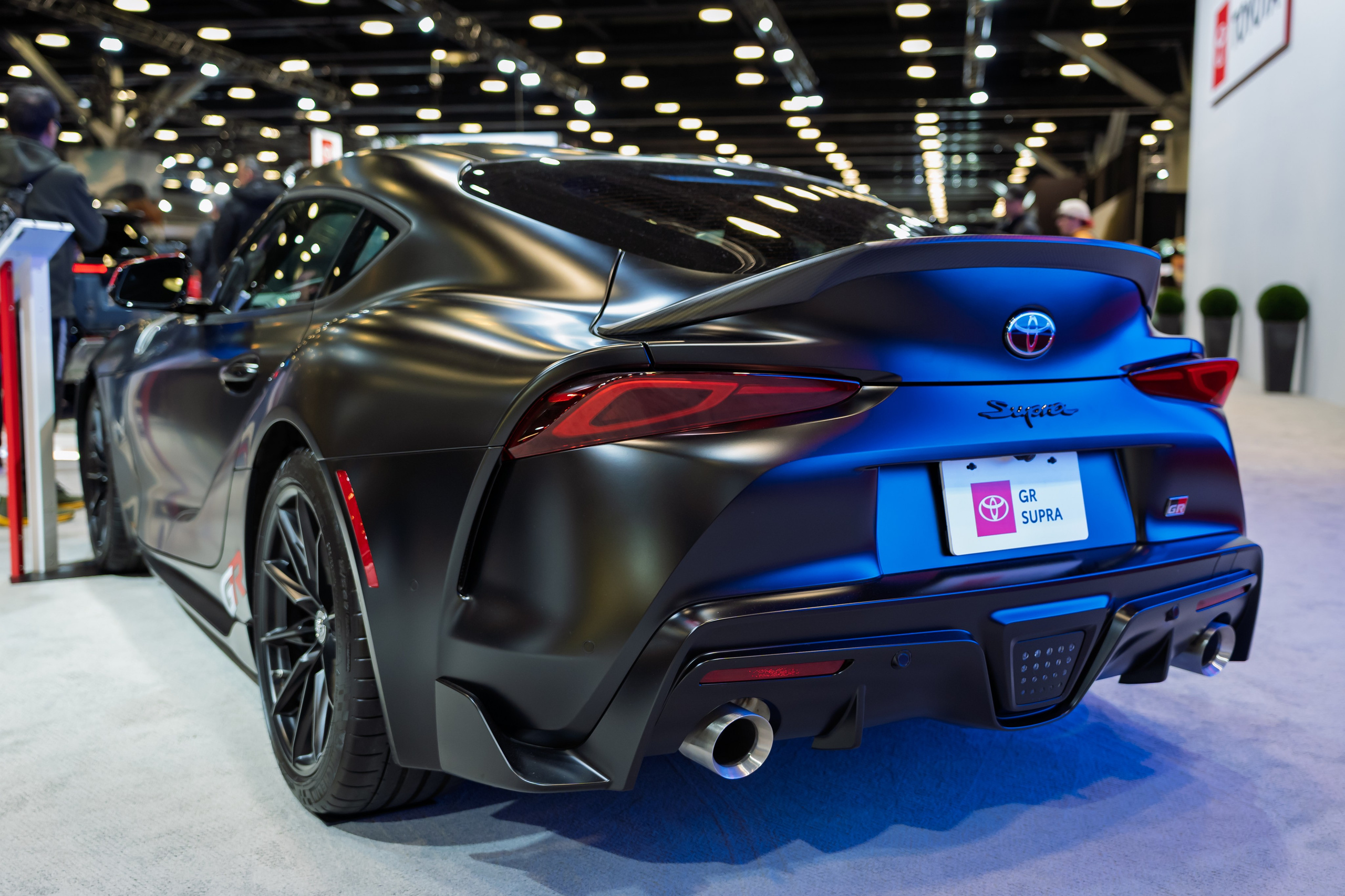 Auto & Moto. Roaming Reflections of Motorcycle Life