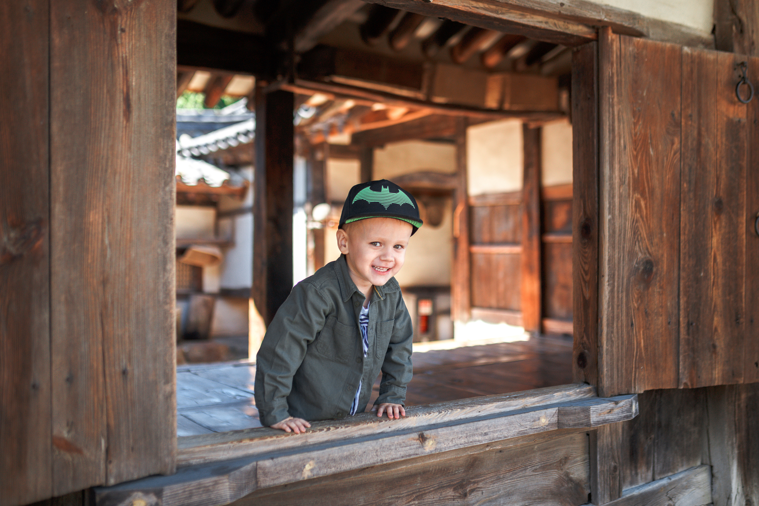 Sunshine Family. Portrait photographer in South Korea Olga Lian