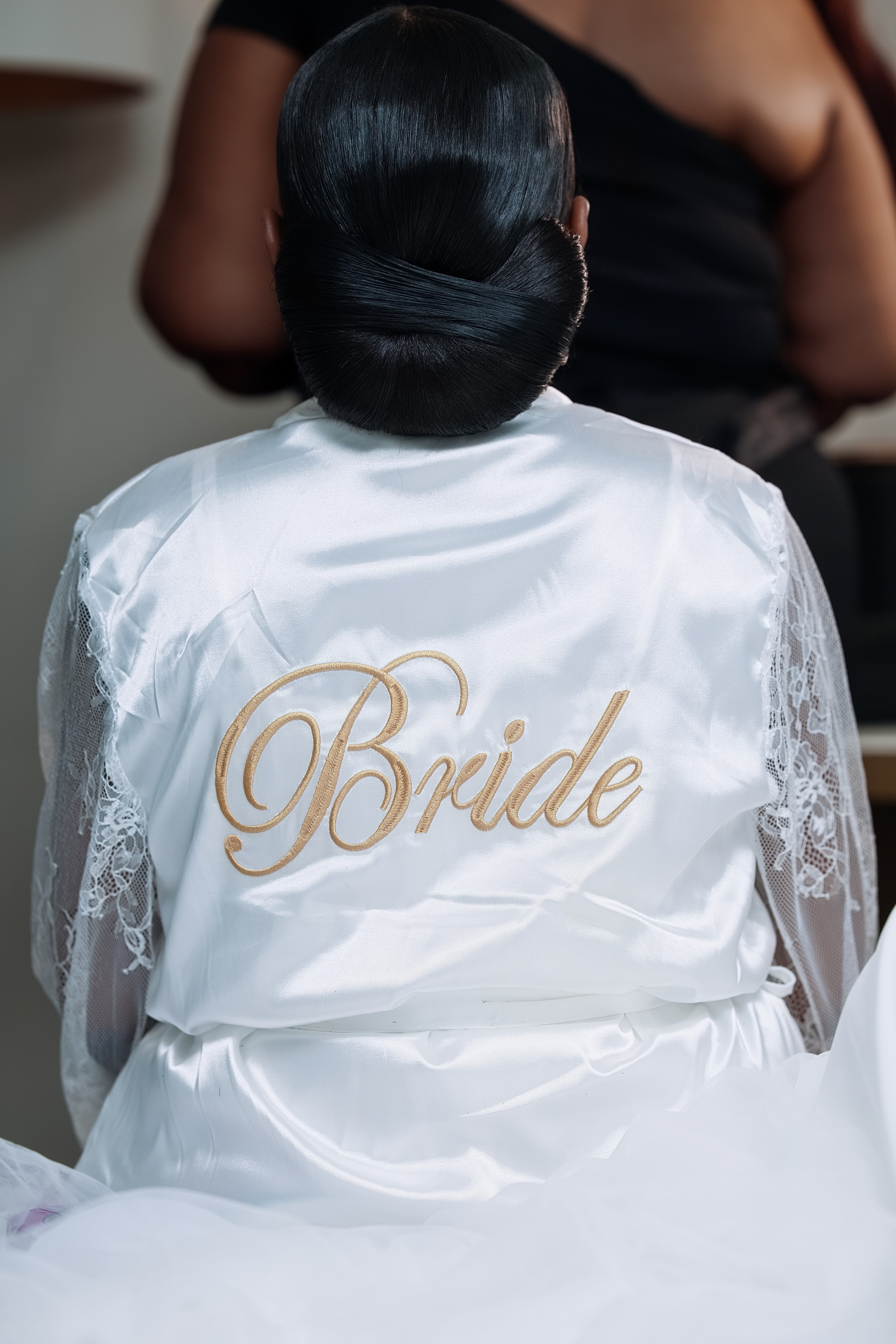 Nawik e Ethson. Fazemos o seu casamento ser lembrado por gerações