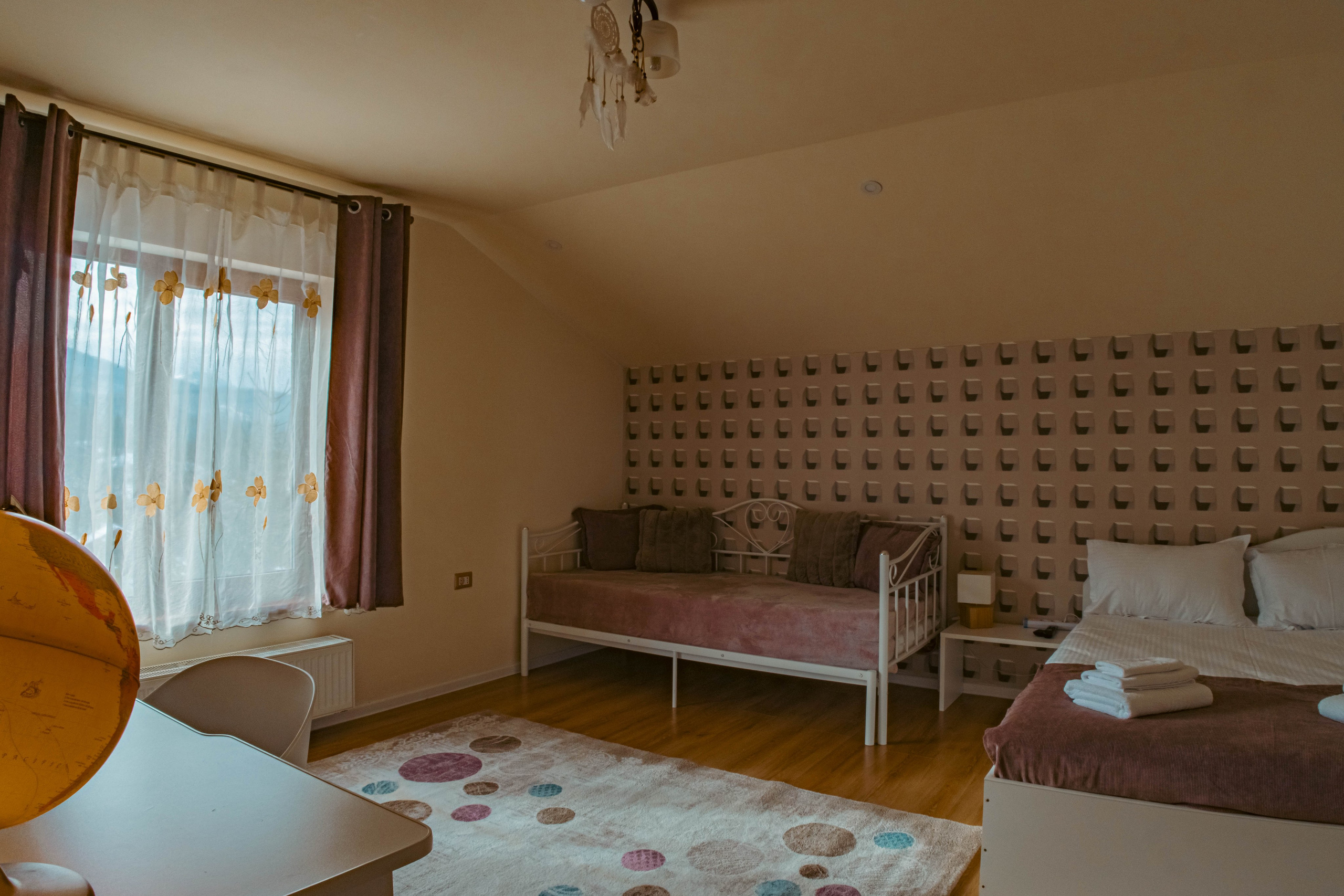 REAL ESTATE. Alecsandru Braicu — Sports Photographer