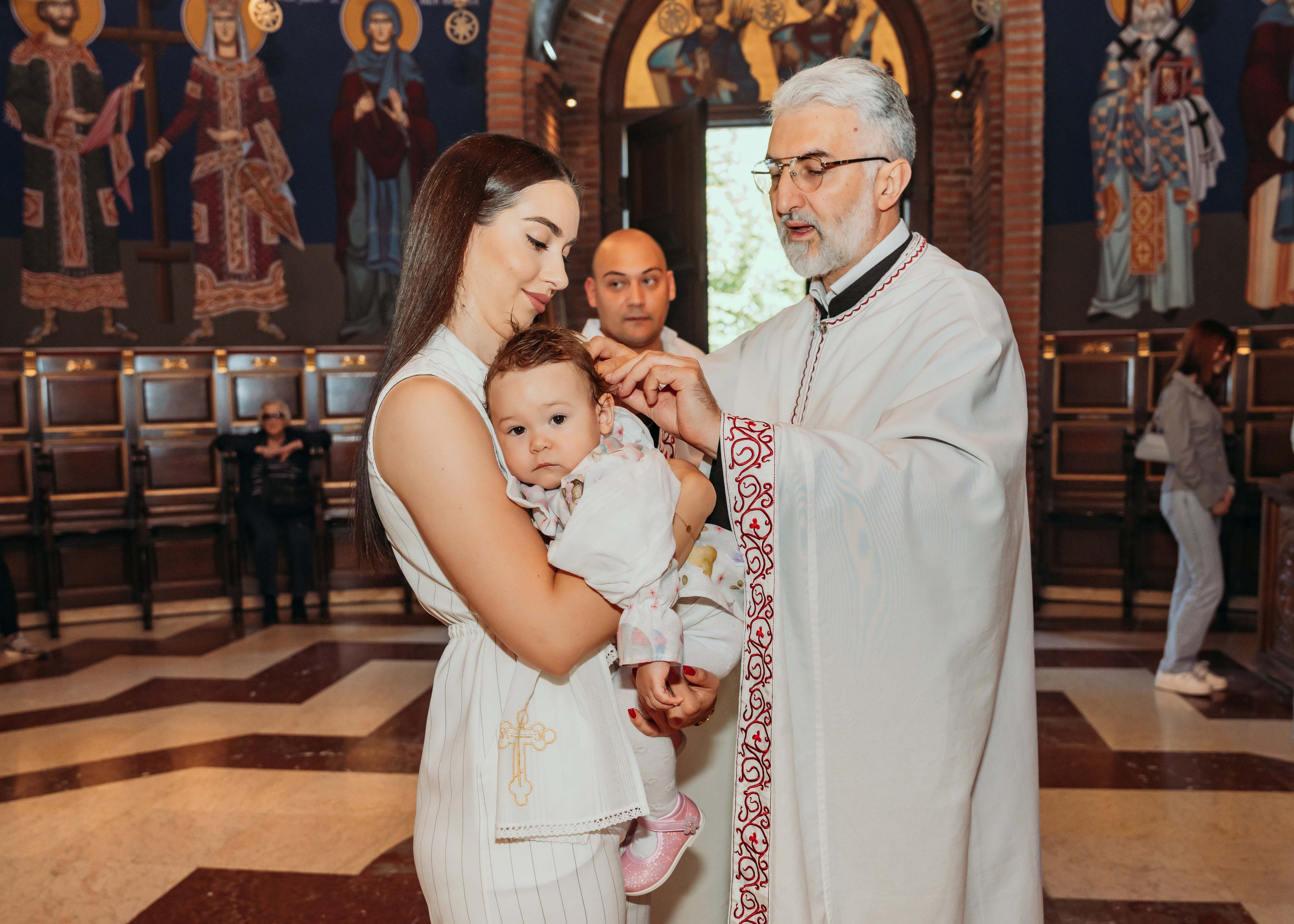 Fotografisanje krstenja Beograd. DEČIJI FOTOGRAF BEOGRAD|NOVOGODISNJE FOTOGRAFISANJE|CAKE SMASH