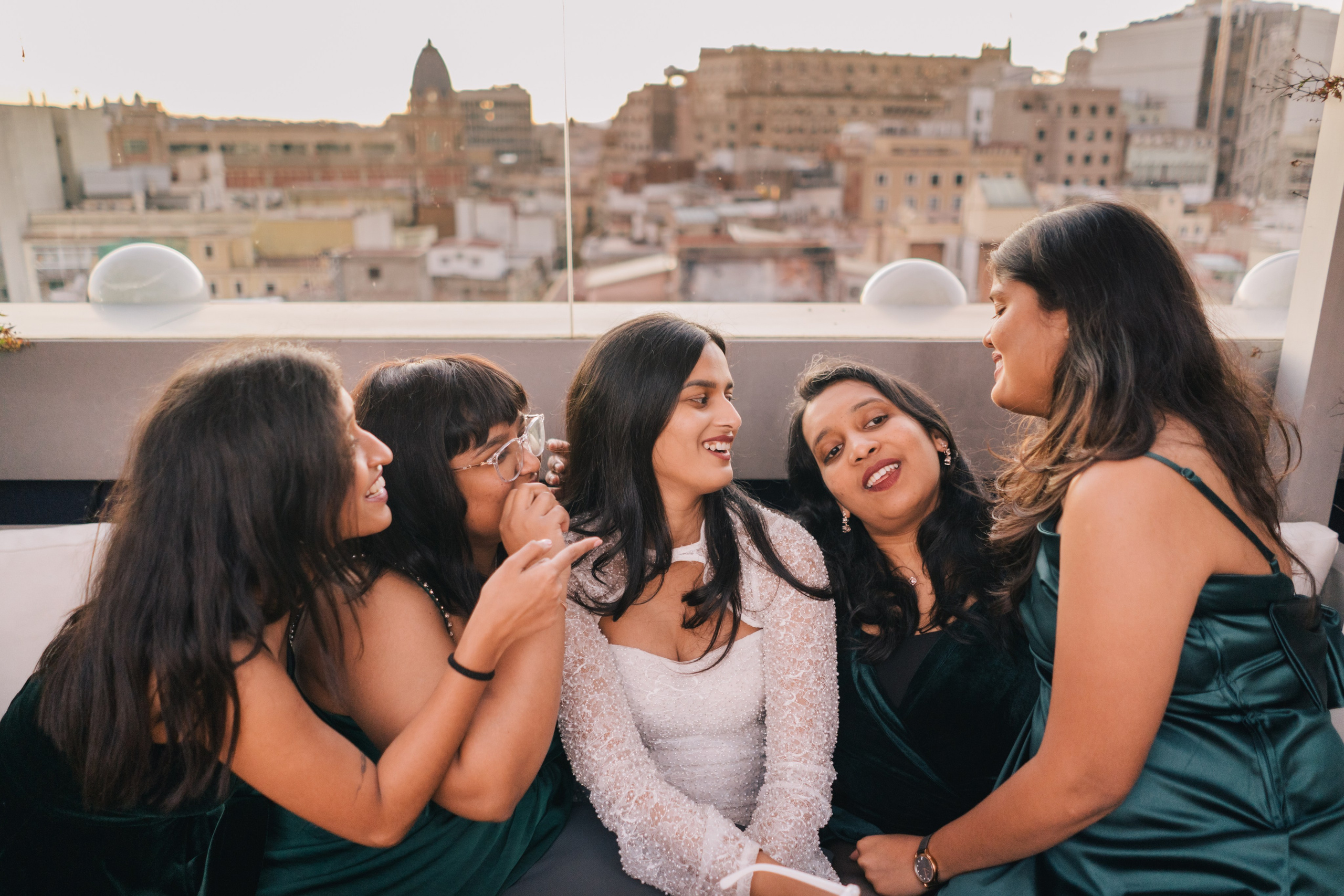 Girls in BCN. Photographer Kristina Dorina