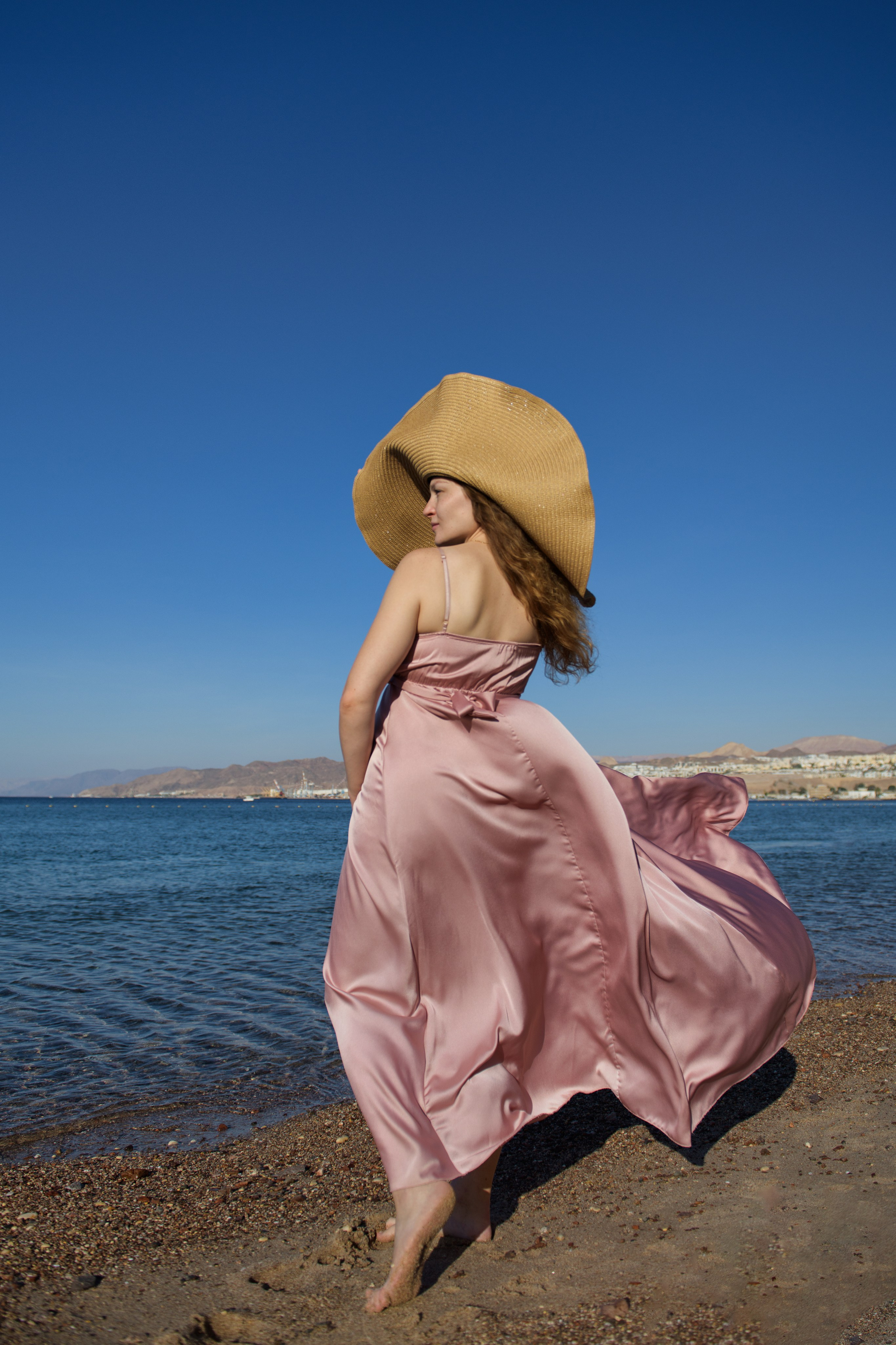 Julia & Dmitriy pregnancy photoshoot on the Red seacoast. צלמת משפחה ילדים הריון וסיפורי אהבה באילת ישראל אולגה אמצ'יסלבסקי