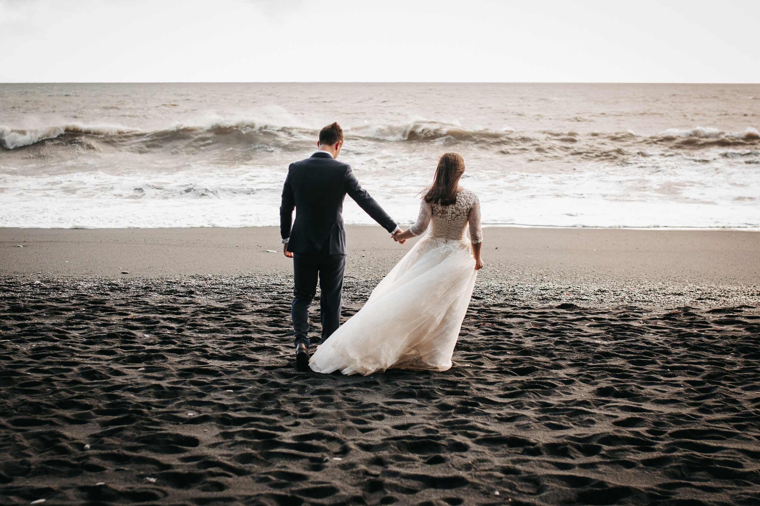 B & A. Fotograf Nunta Iasi - Hearts & Pictures