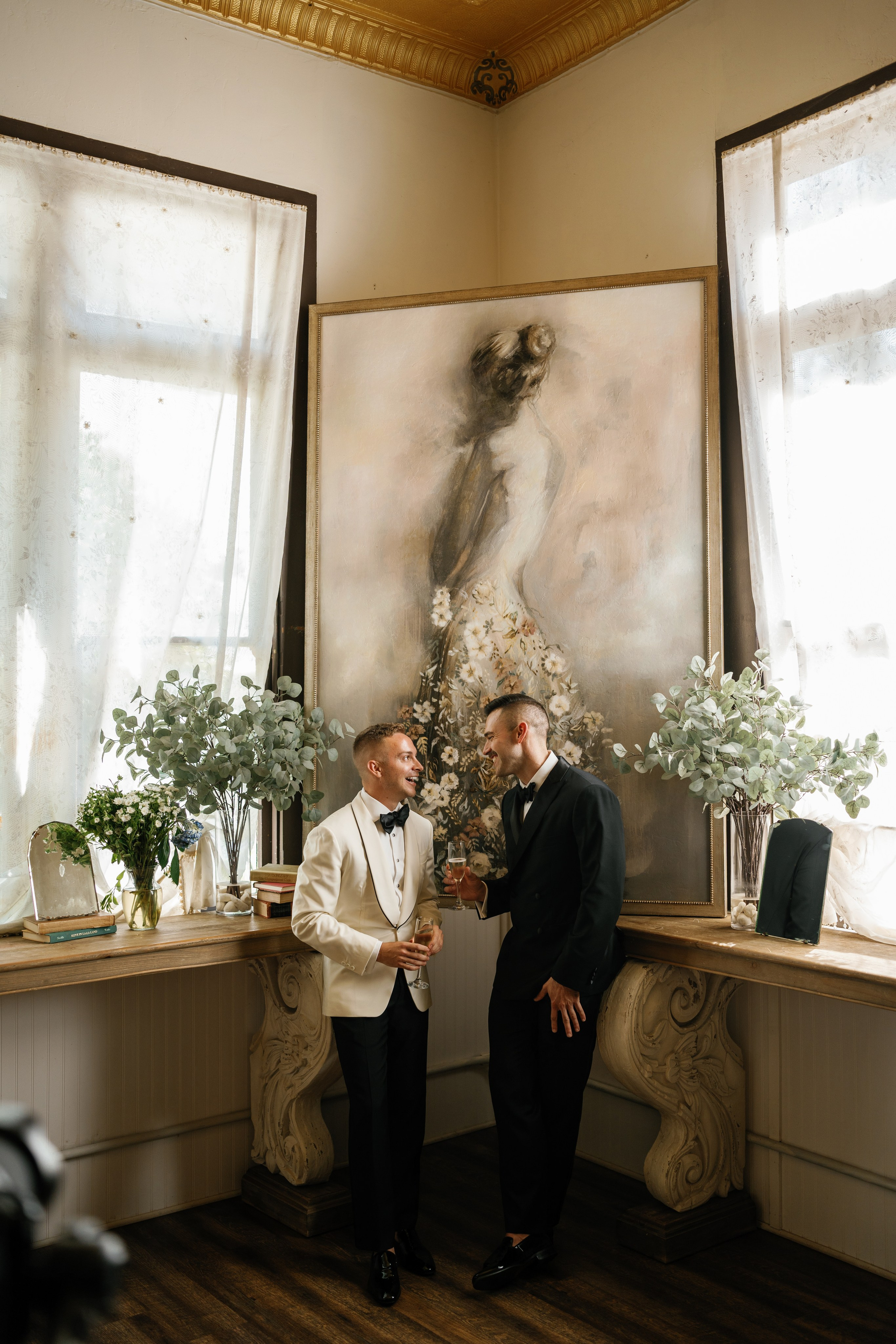 LGBT wedding photographer in California. Wedding Photography & Videography Team in California, Los Angeles, San Francisco, San Diego and Travel