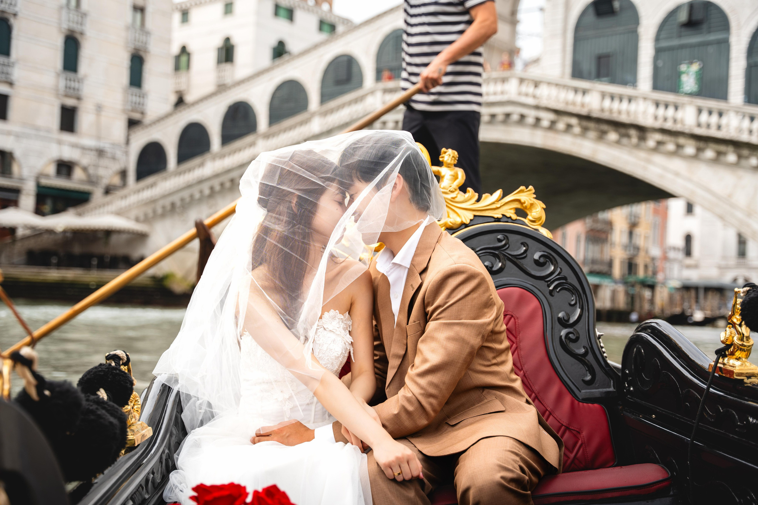 MG Alizada Photography. Proposal and Engagement photographer in Italy