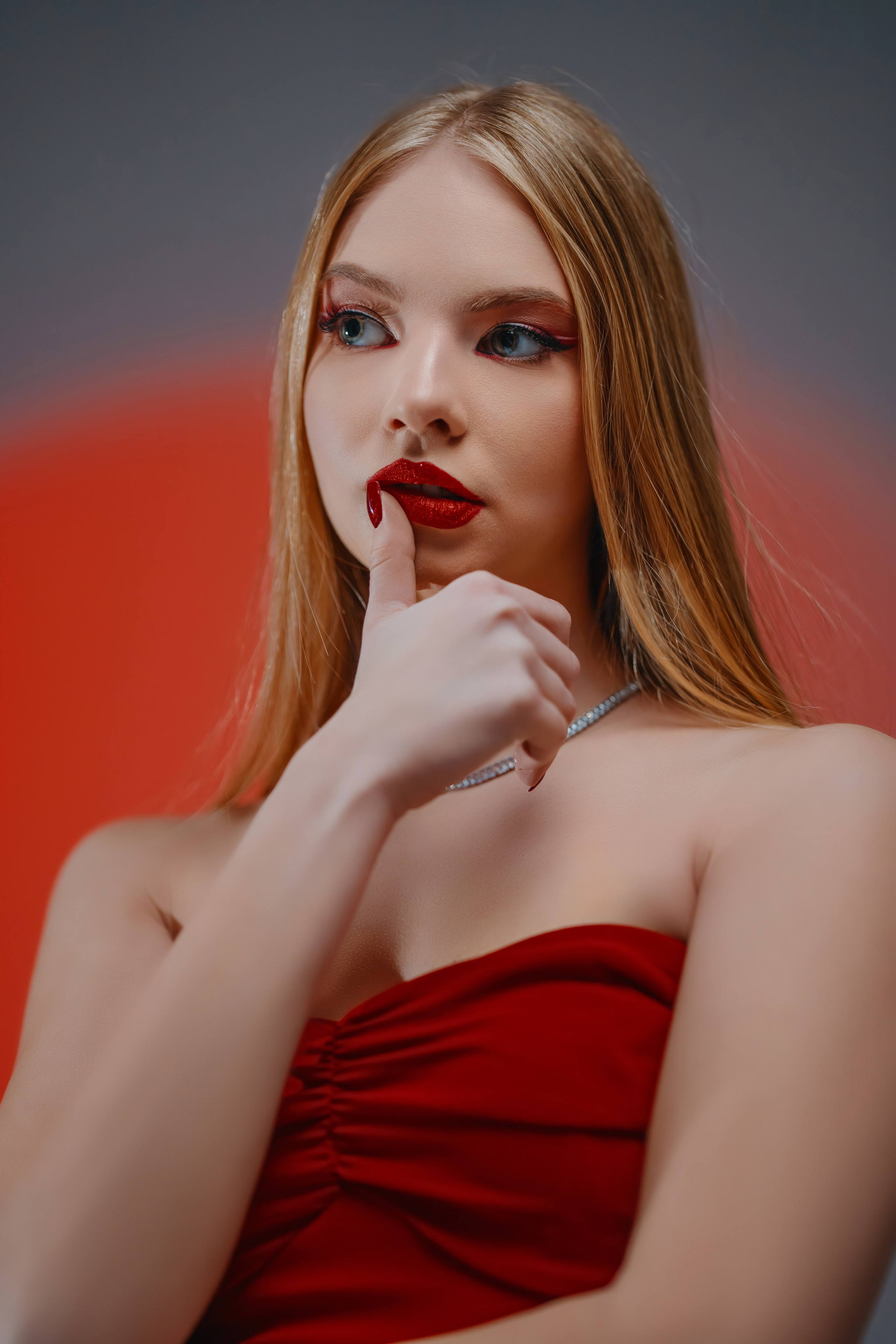 Love. Nifty photography — коммерческий и портретный фотограф в Ташкенте. Студийная и выездная съёмка