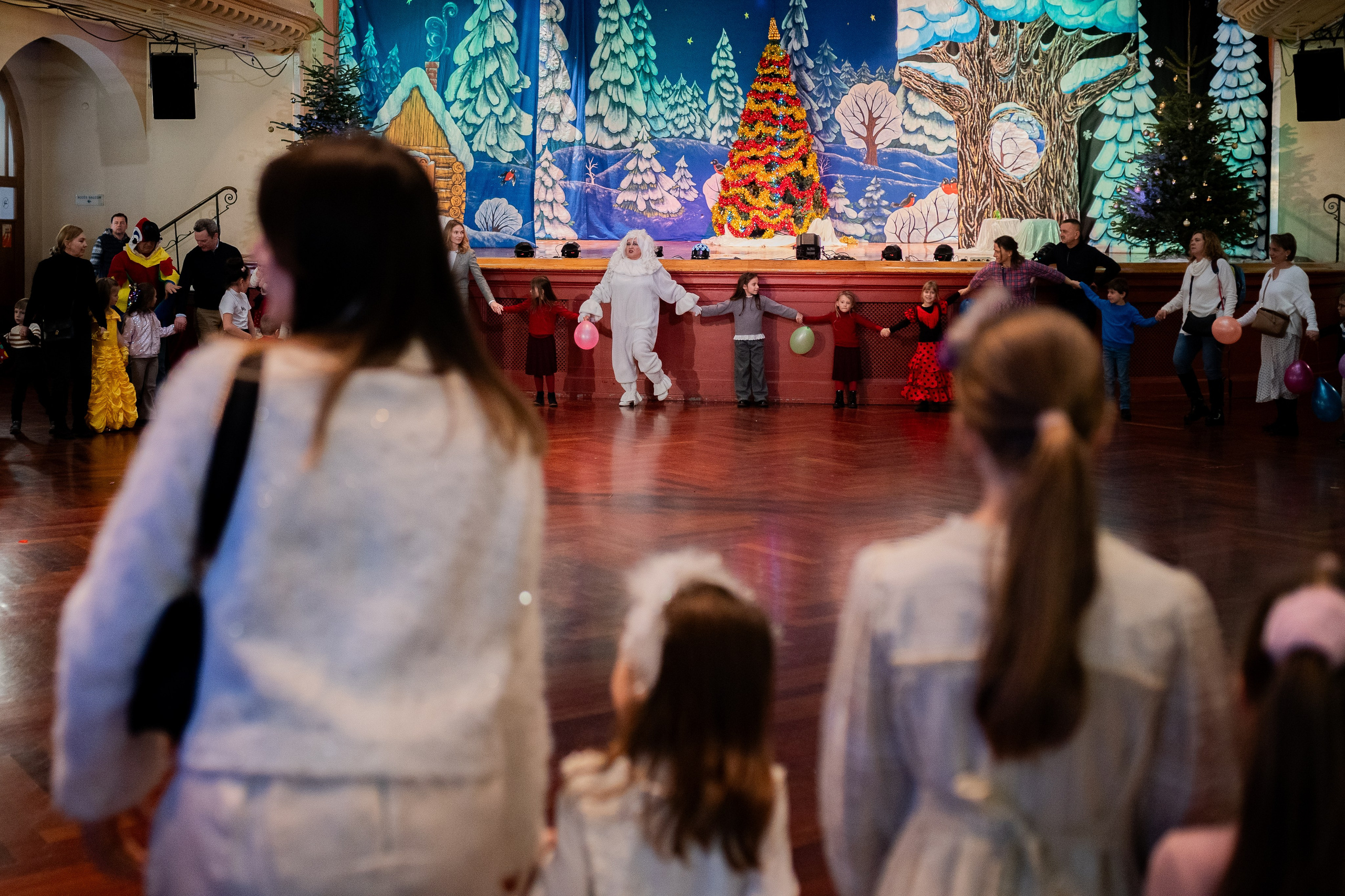 Spectacle de Nouvel An russe 2025 à Genève | Reportage photo par Eugenia Andres. Photographe à Genève - Eugenia Andres