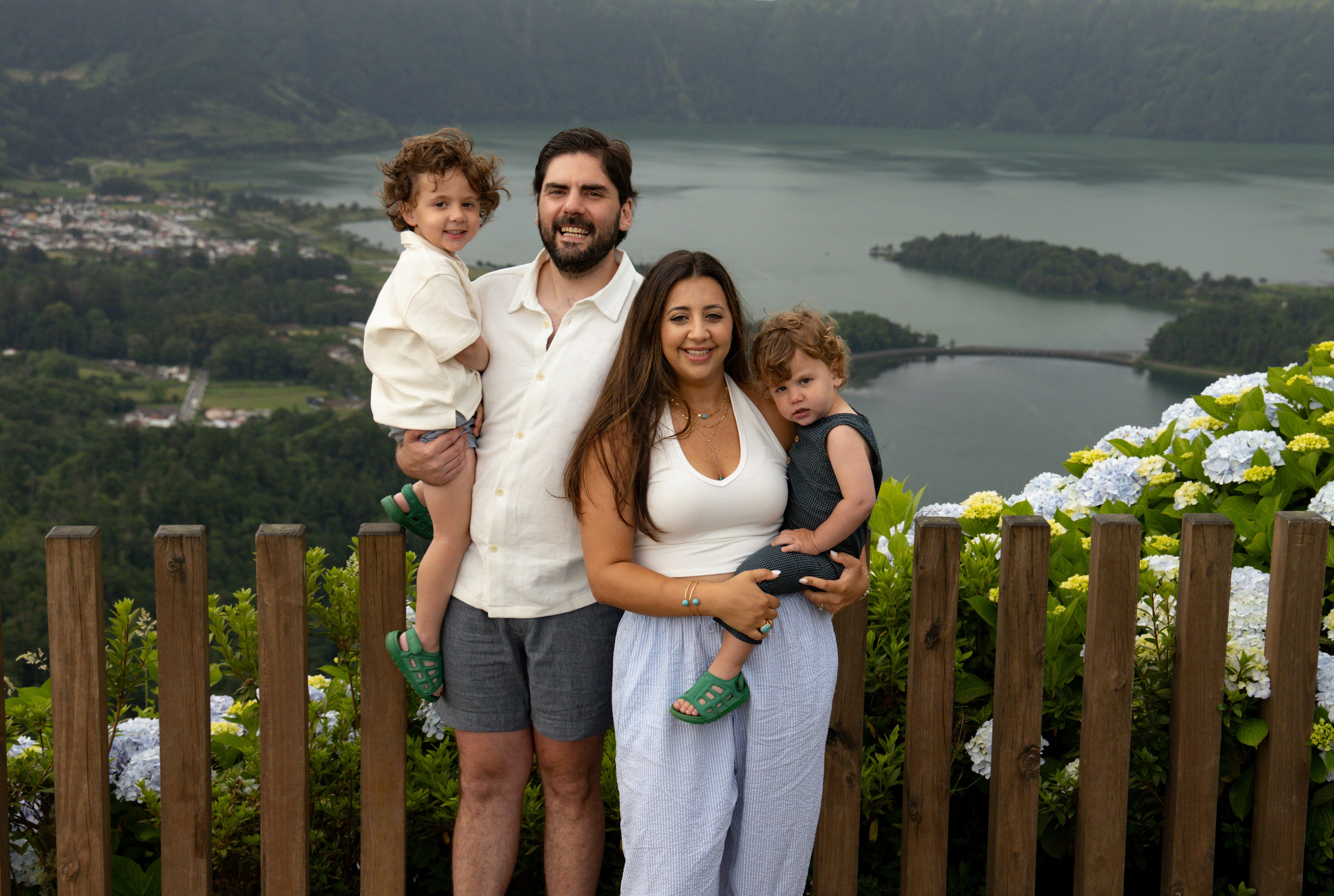 Jessica, Brian, Theo & Charlie. IRINA KALMYKOVA | PHOTOGRAPHER AZORES