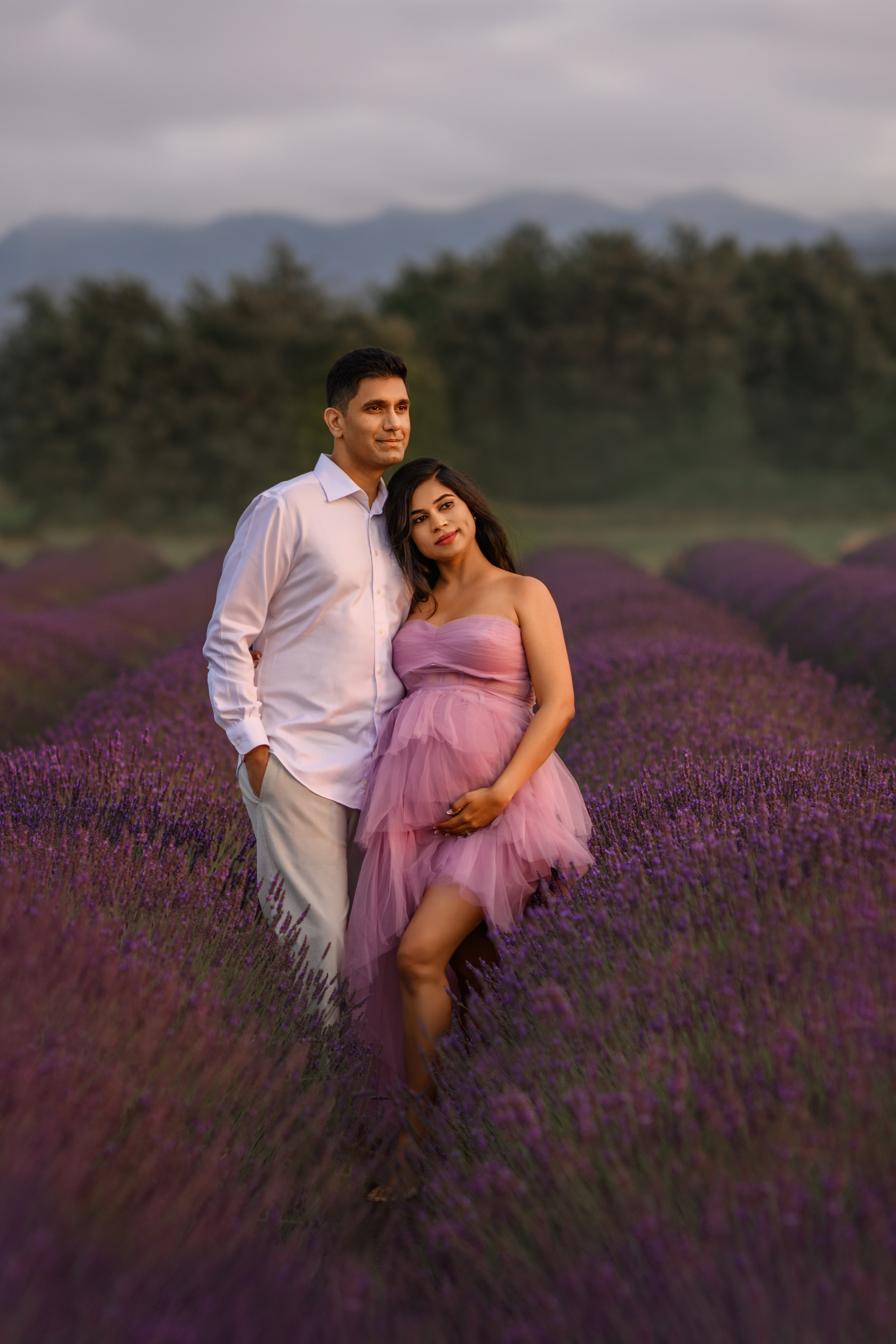Praveena. Wedding & family photography in Seattle area. Helen Michelle photographer