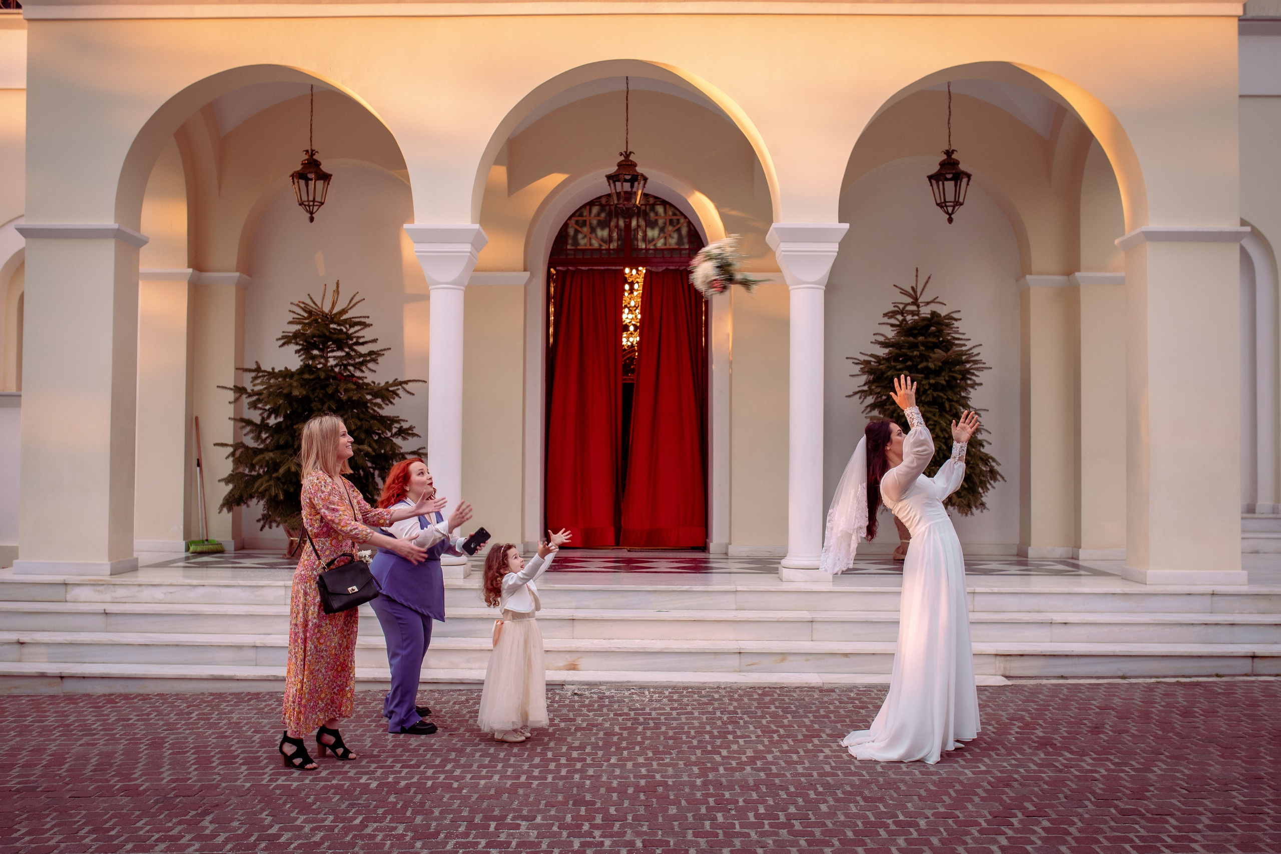 Celia’s wedding. Family Photographer in Greece