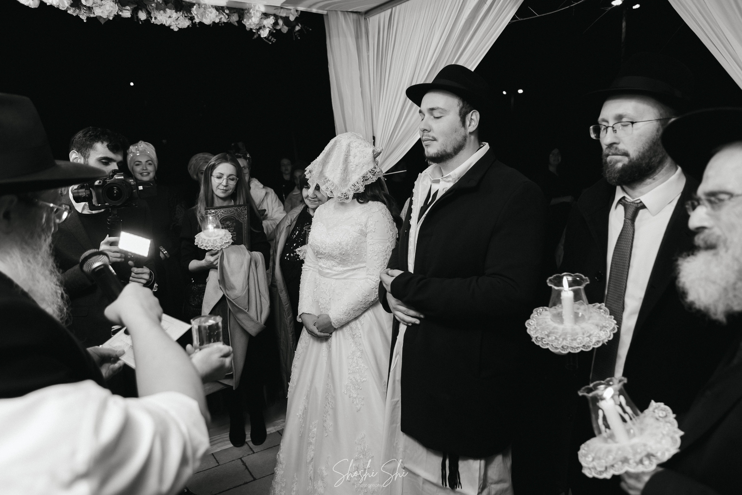 Velvet Moments. Https://shi-photo.com/