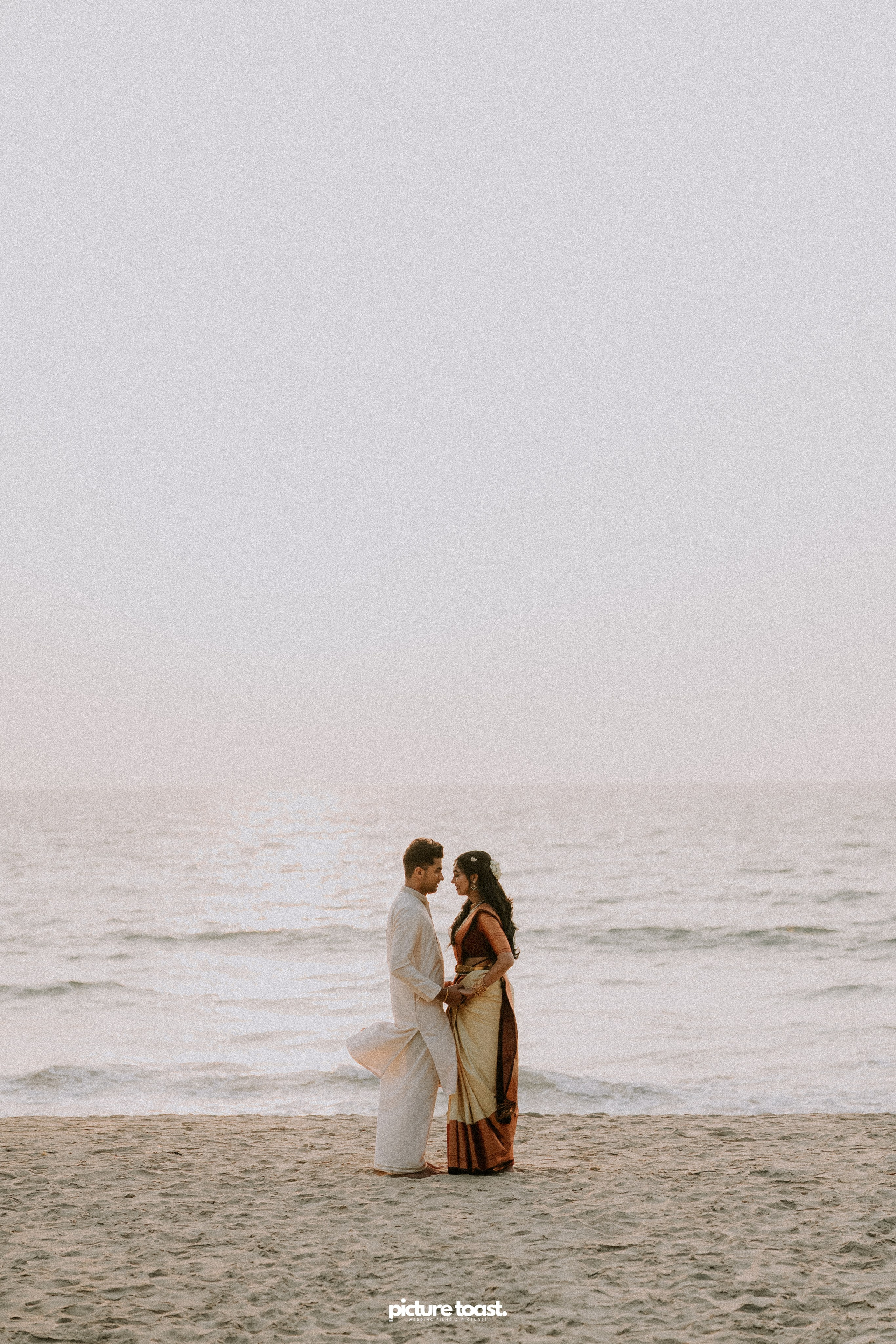 Traditional Kerala Hindu Wedding. Fine art Wedding Photographers in India & Canada