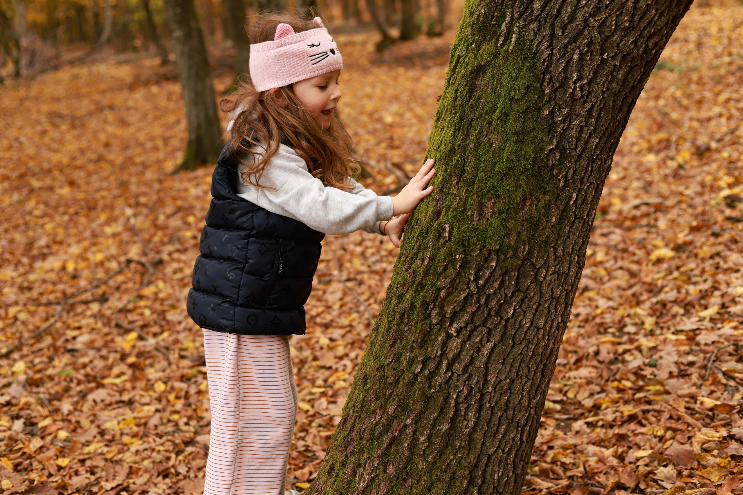 Vaida’s Forest. Family and Portraits photographer Diana Andoni