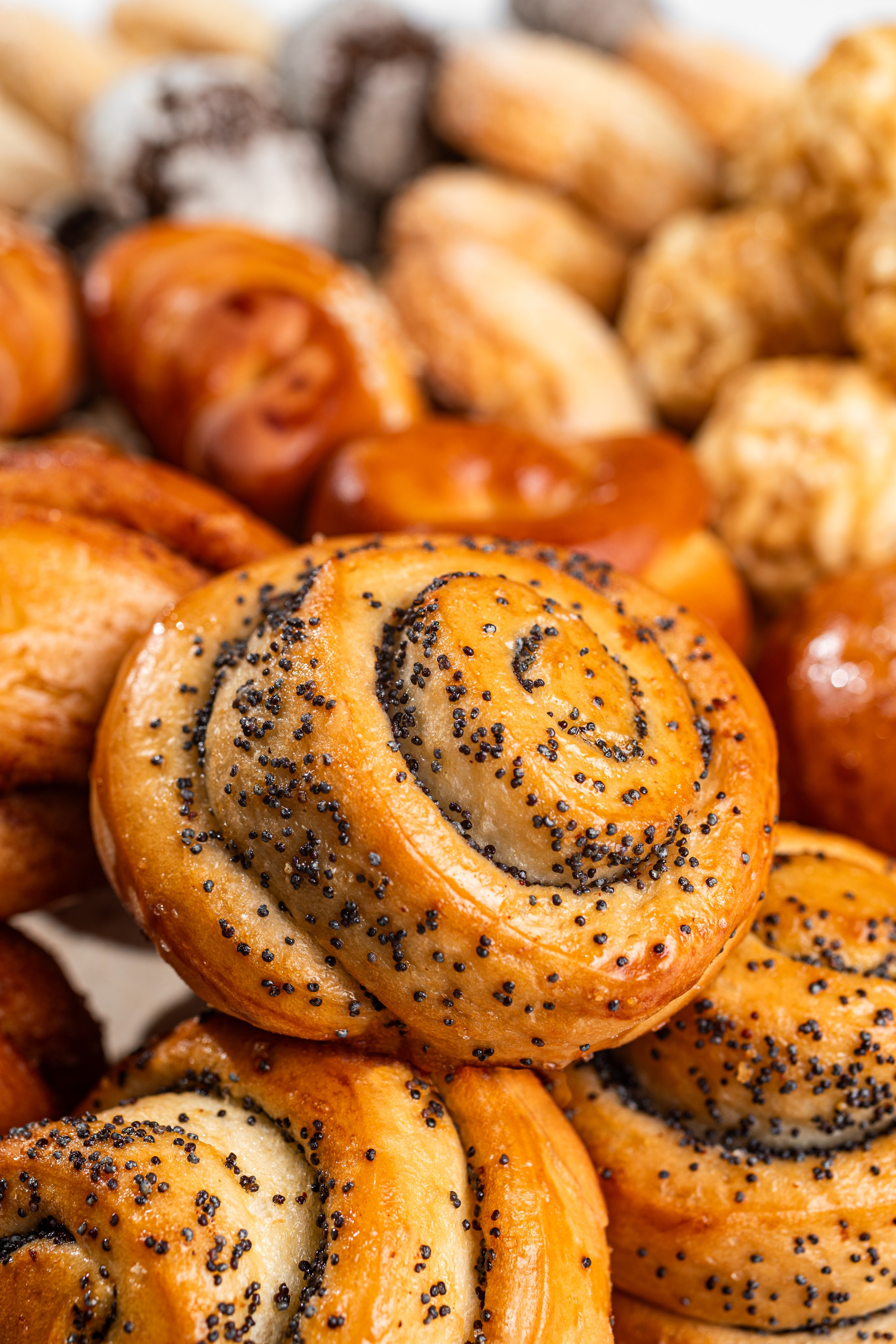 Фуд-фотосъемка выпечки Oliva Bakery Бишкек. Фотограф в Бишкеке Оксана Шувалова