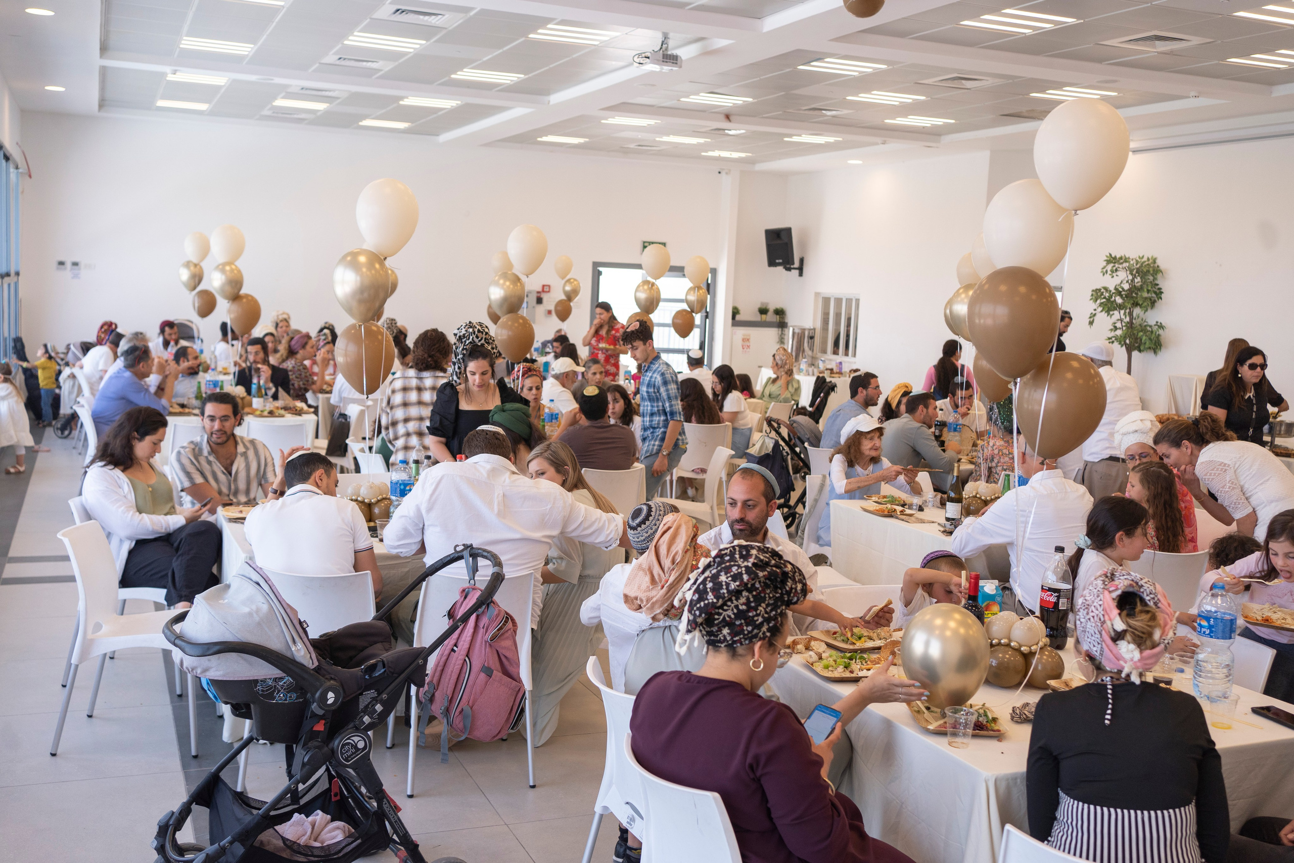 הברית של נחמן חזן. יוסף מזרחי צילום חתונה, ברית וזוגיות. צלם מקצועי שאוהב להוציא אתכם הכי יפים ברגעים הכי מרגשים