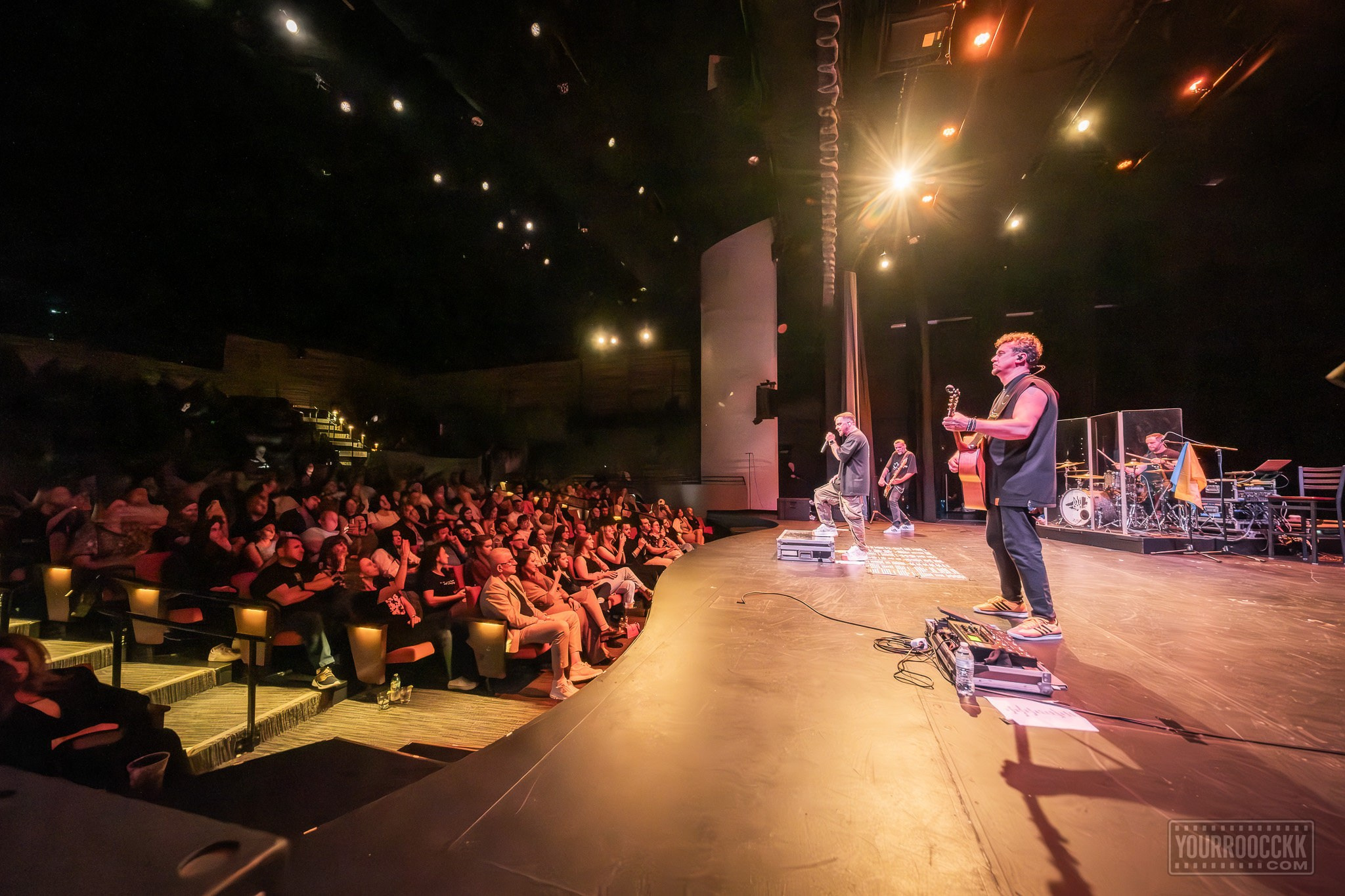 BEZ OBMEZHEN | SACRAMENTO. Reportage concert portrait photography in the San Francisco Bay Area