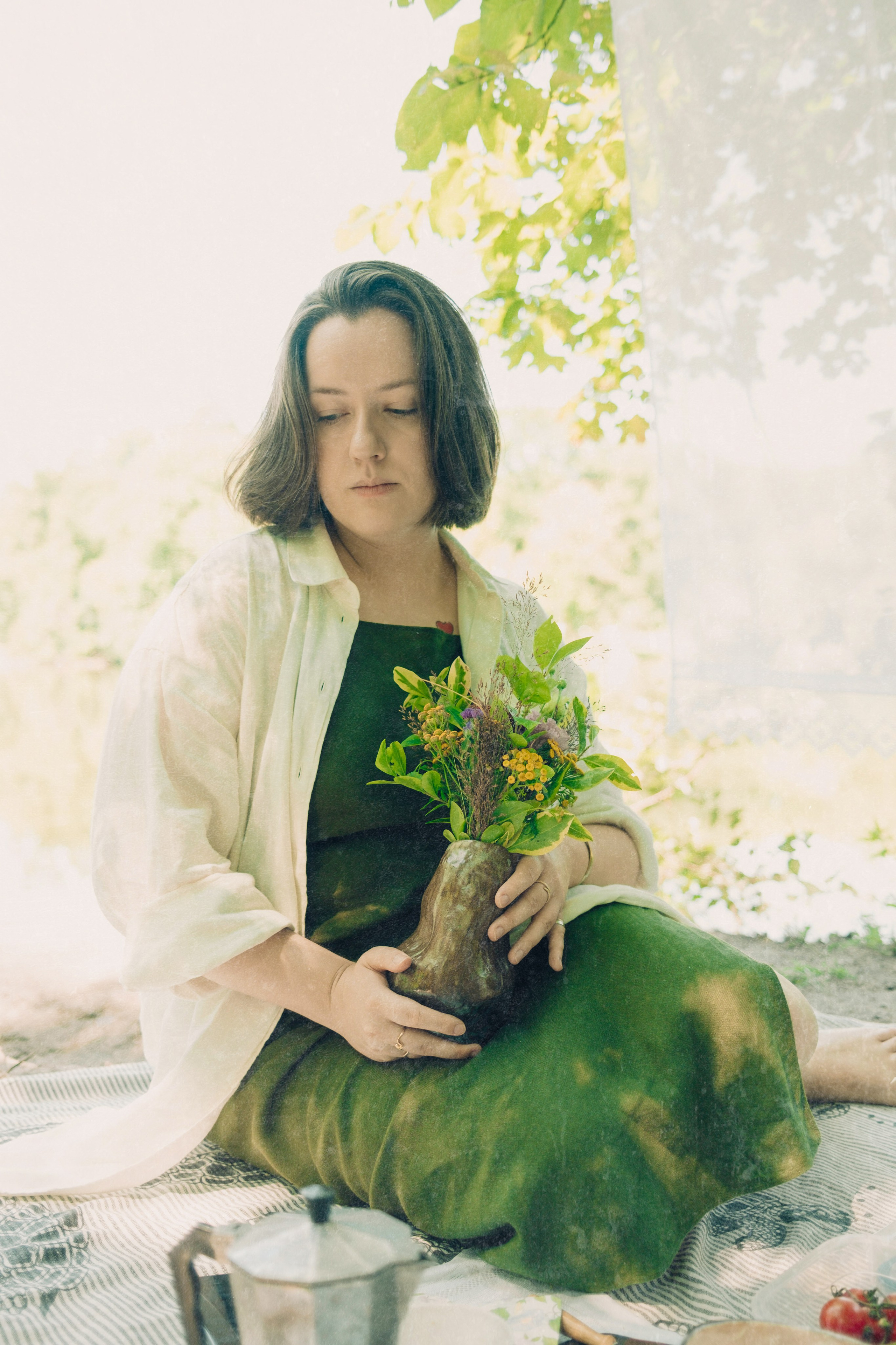 Girls Picnic on the lake. Professional Photographer in Berlin — Portraits, Love Story, Events, F
