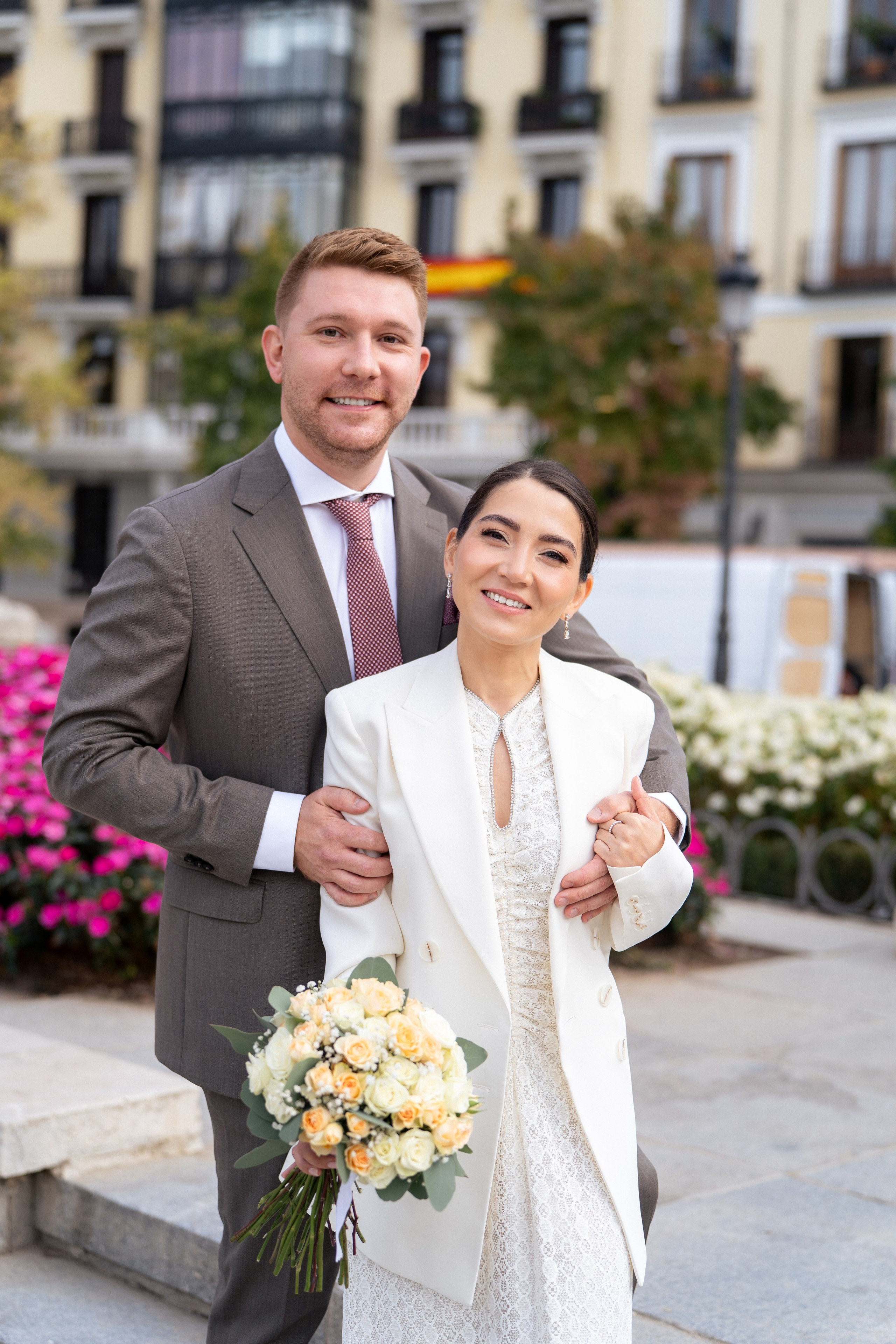 Elopement photoshoot in Madrid city centre. Fotógrafo en Madrid, España. Alyona Belyaninova