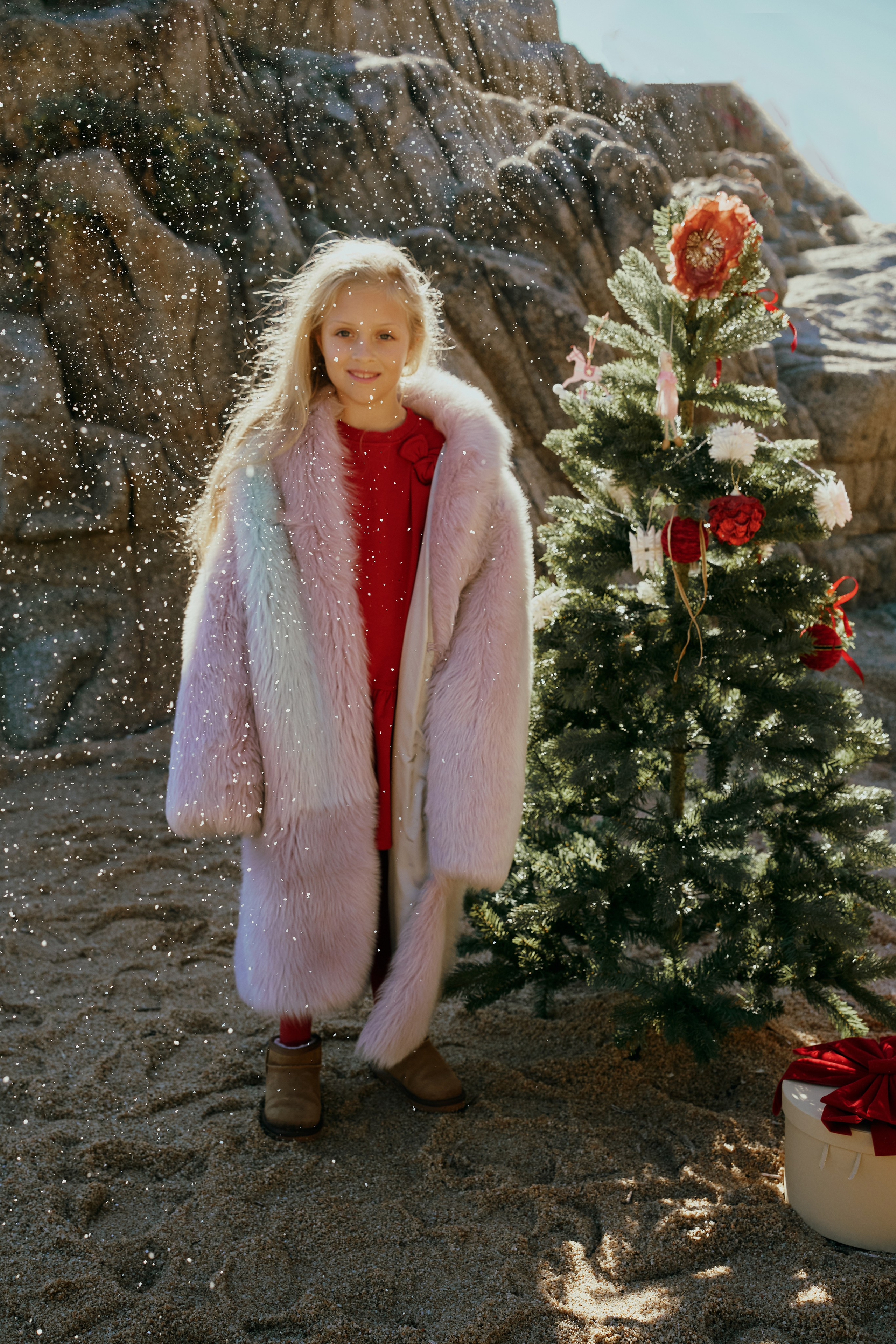 Пляж. Мама и дочь. Фотограф в Барселоне Жанна Захарченко