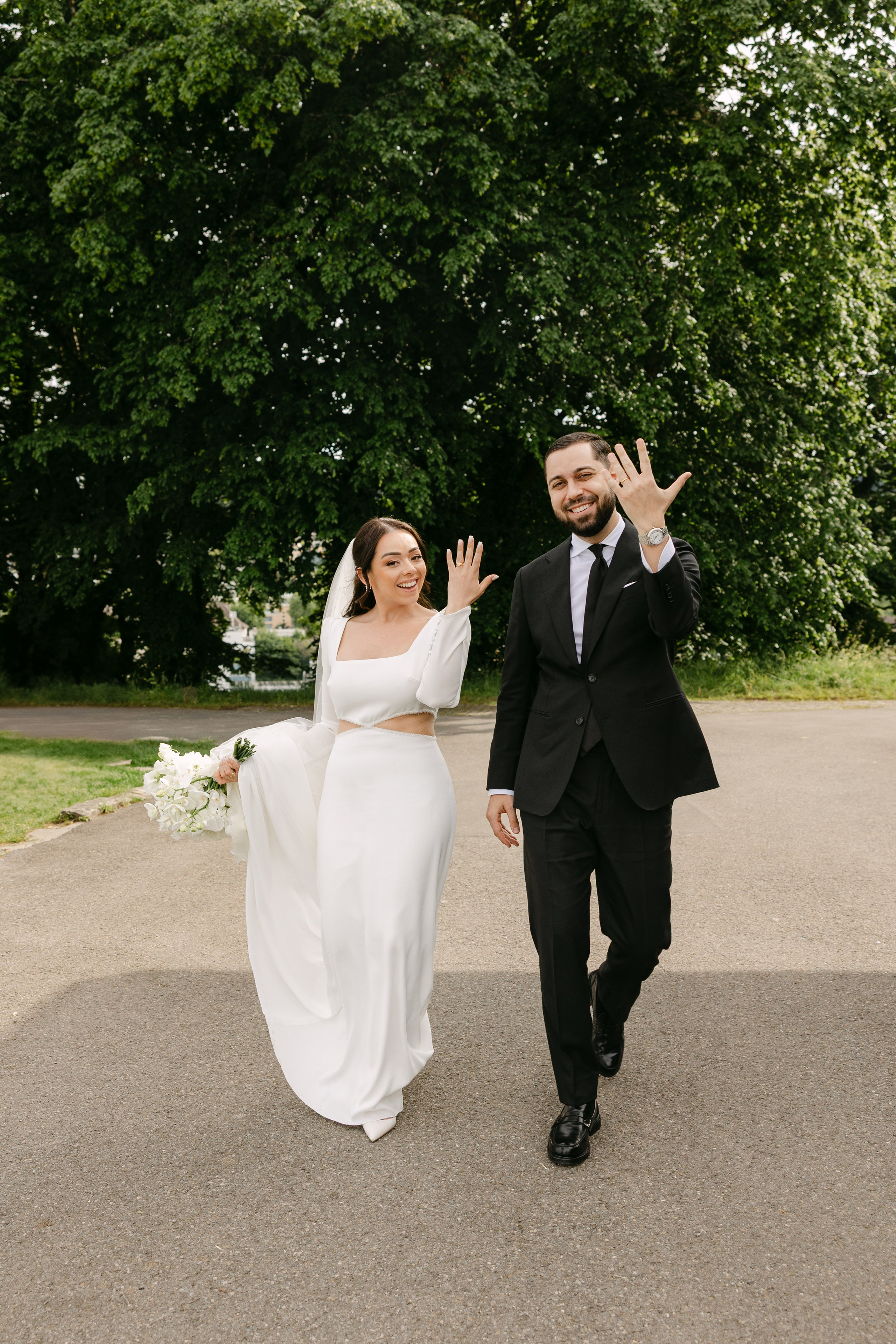 Unvergessliche Hochzeit am Zürichsee: Landgasthof Halbinsel Au. Familien- & Hochzeitsfotografin Schweiz. Valeria Diaz in Zürich und Umgebung