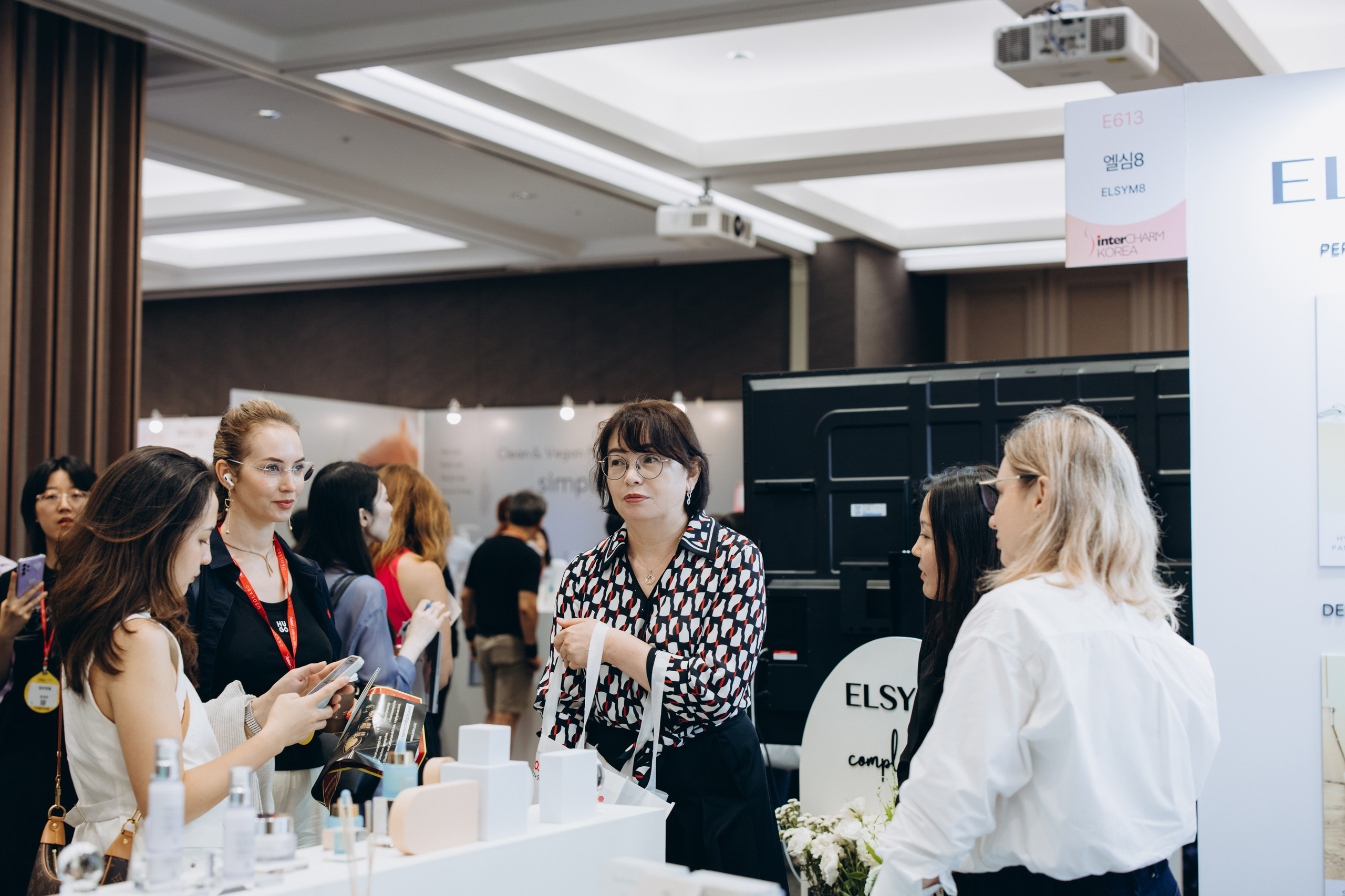 Inter charm Korea 2024 (ELSYM8). Portrait photographer in South Korea Olga Lian