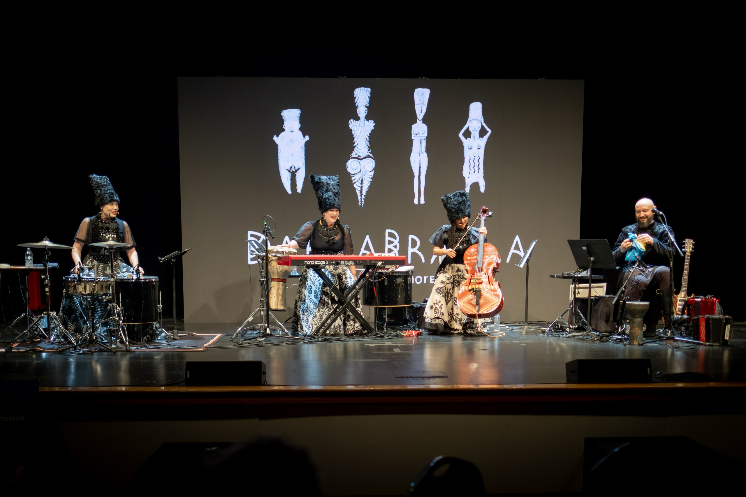 DAKHA BRAKHA. Reportage concert portrait photography in the San Francisco Bay Area