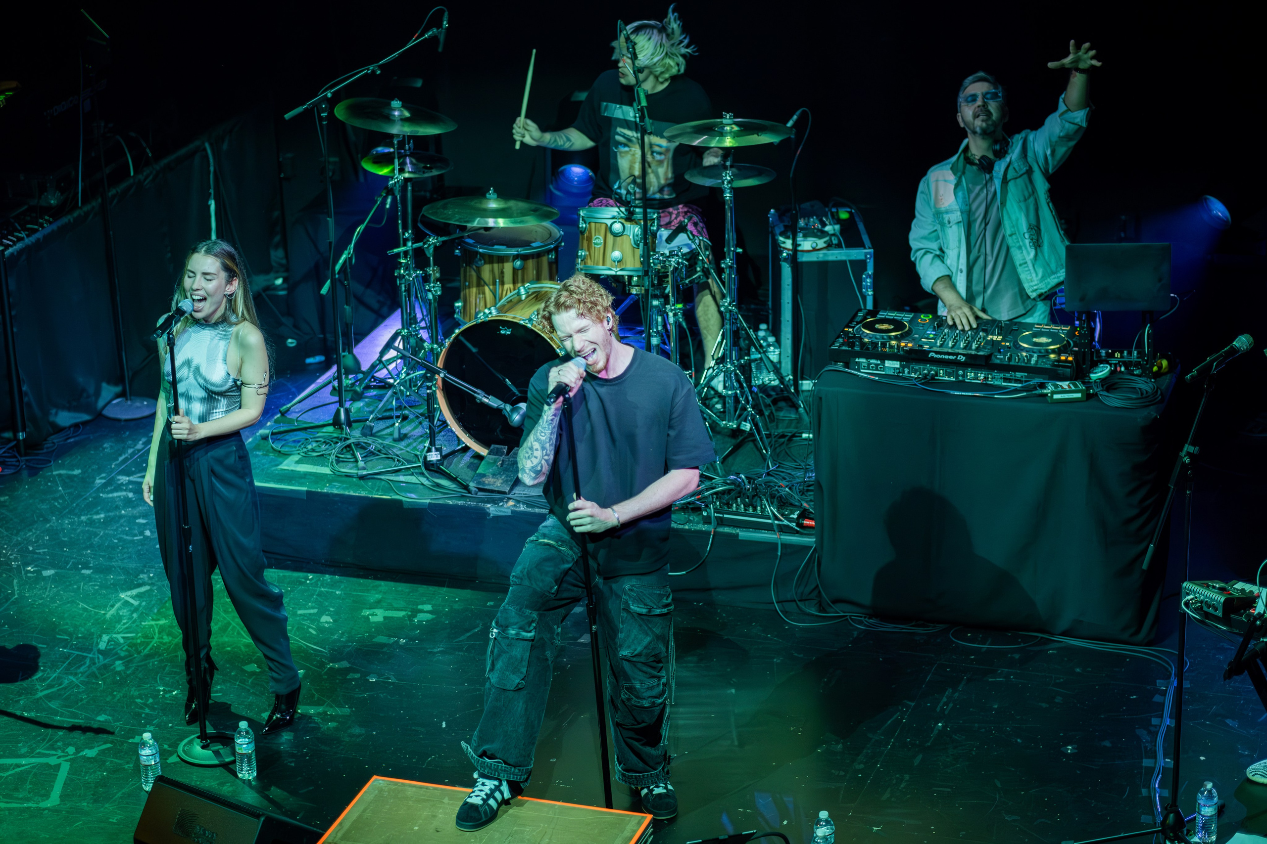 NIKITA PRESNYAKOV. Reportage concert portrait photography in the San Francisco Bay Area