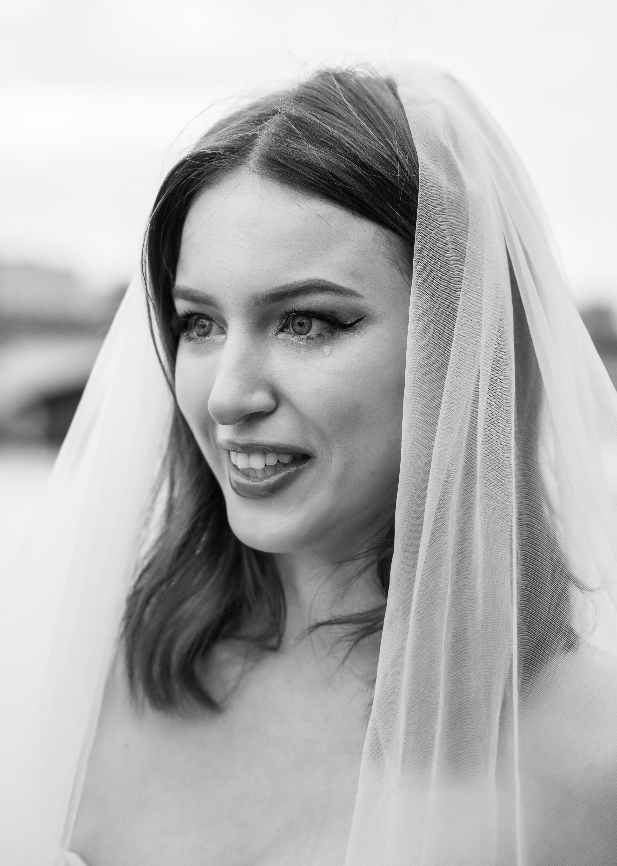 Wedding elopement. Wedding photographer in Paris Oksana Shum