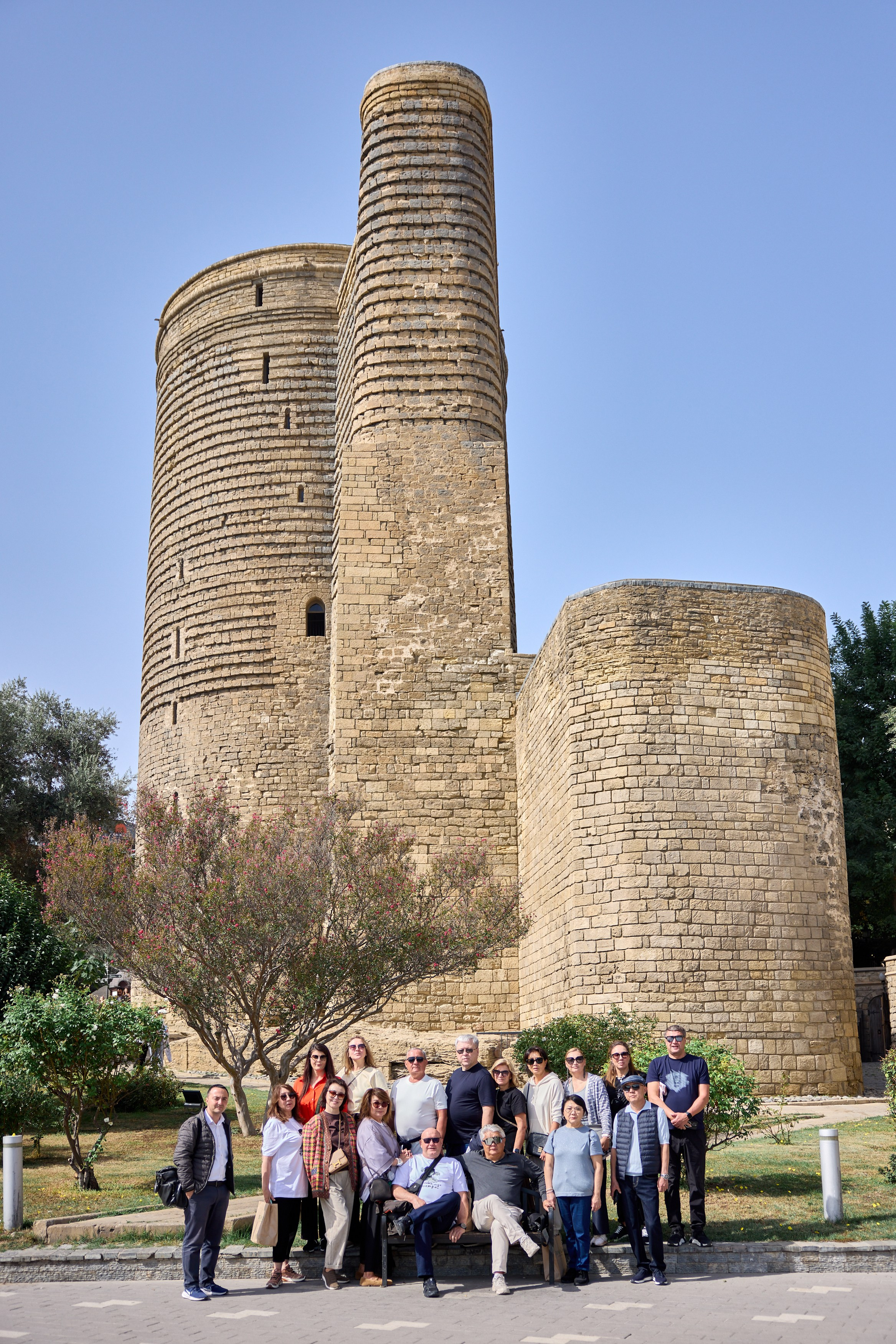 Экскурсия по Баку. День 2. Photographer in Baku Kamran Enceladus