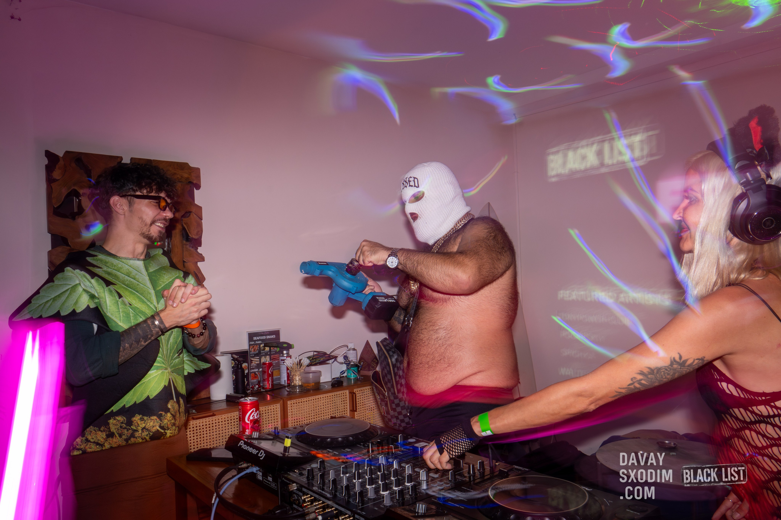 Вечеринка Black List | Фоторепортаж | Афиша | DAVAYSXODIM.com PHUKET. АФИША|ФОТОРЕПОРТАЖИ|ИВЕНТЫ|ПХУКЕТ