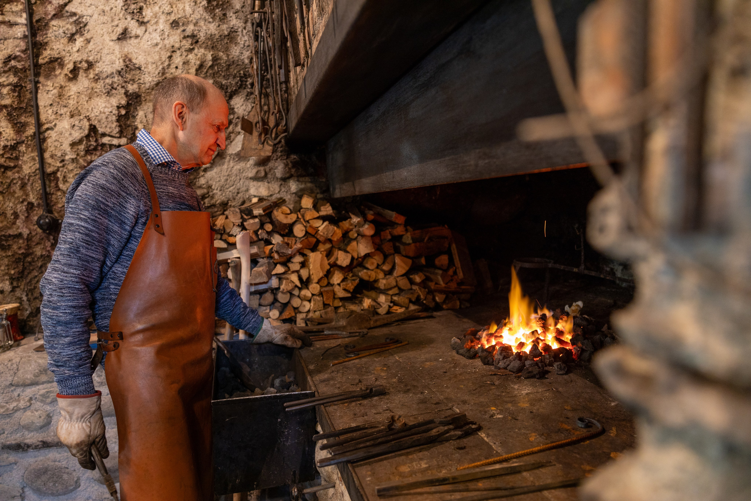 Schmied, Goldegg, 2024. Guzel Kolobova| Fotografin| Salzburg