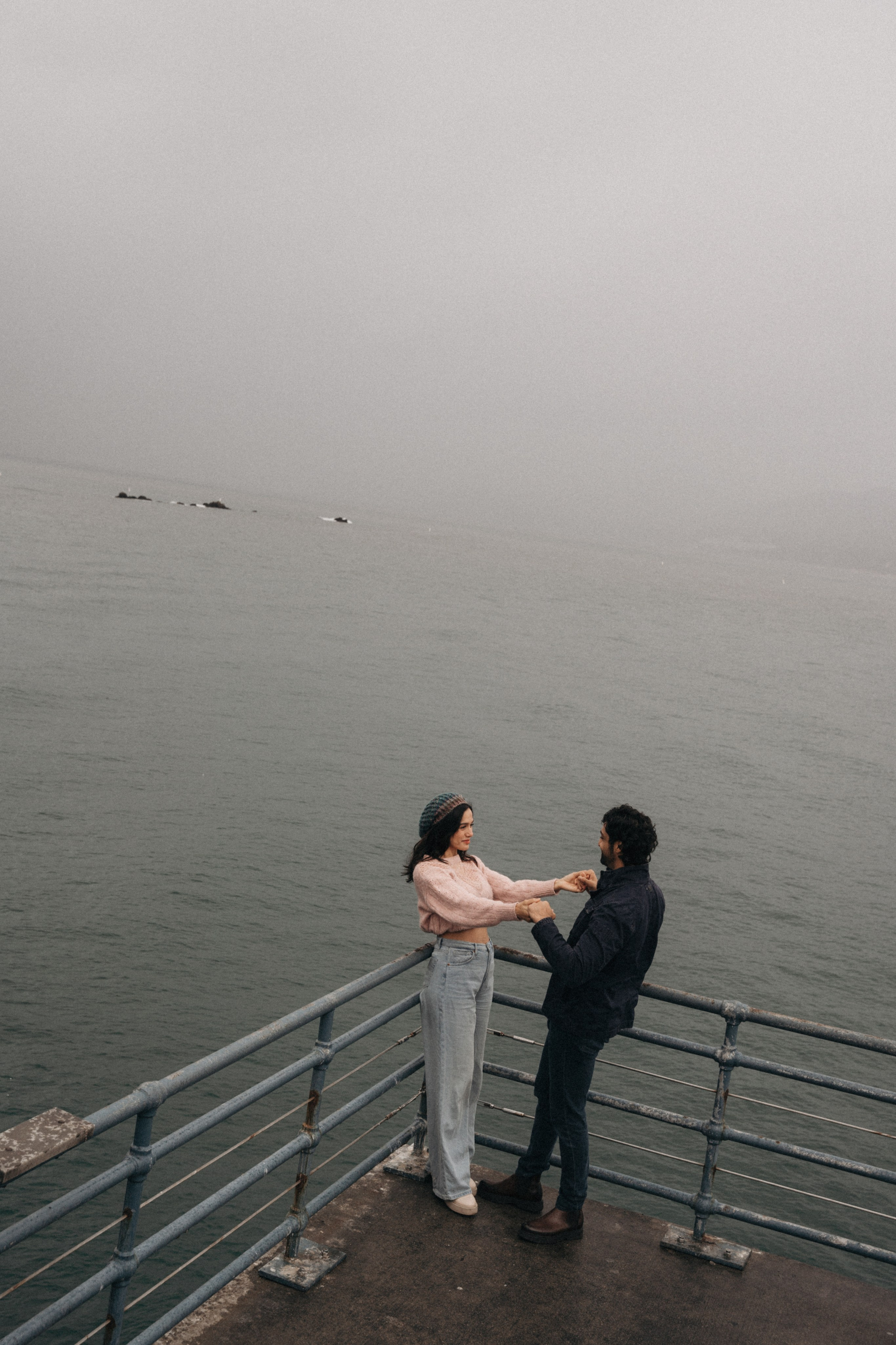 Santa Monica Couple photographer. Love story photography in Santa Monica. Elopement photography. Engagement photographer. Proposal Photographer. Santa Monica couples photographer. Santa Monica Wedding Photographer. Santa Monica Elopement Photographer