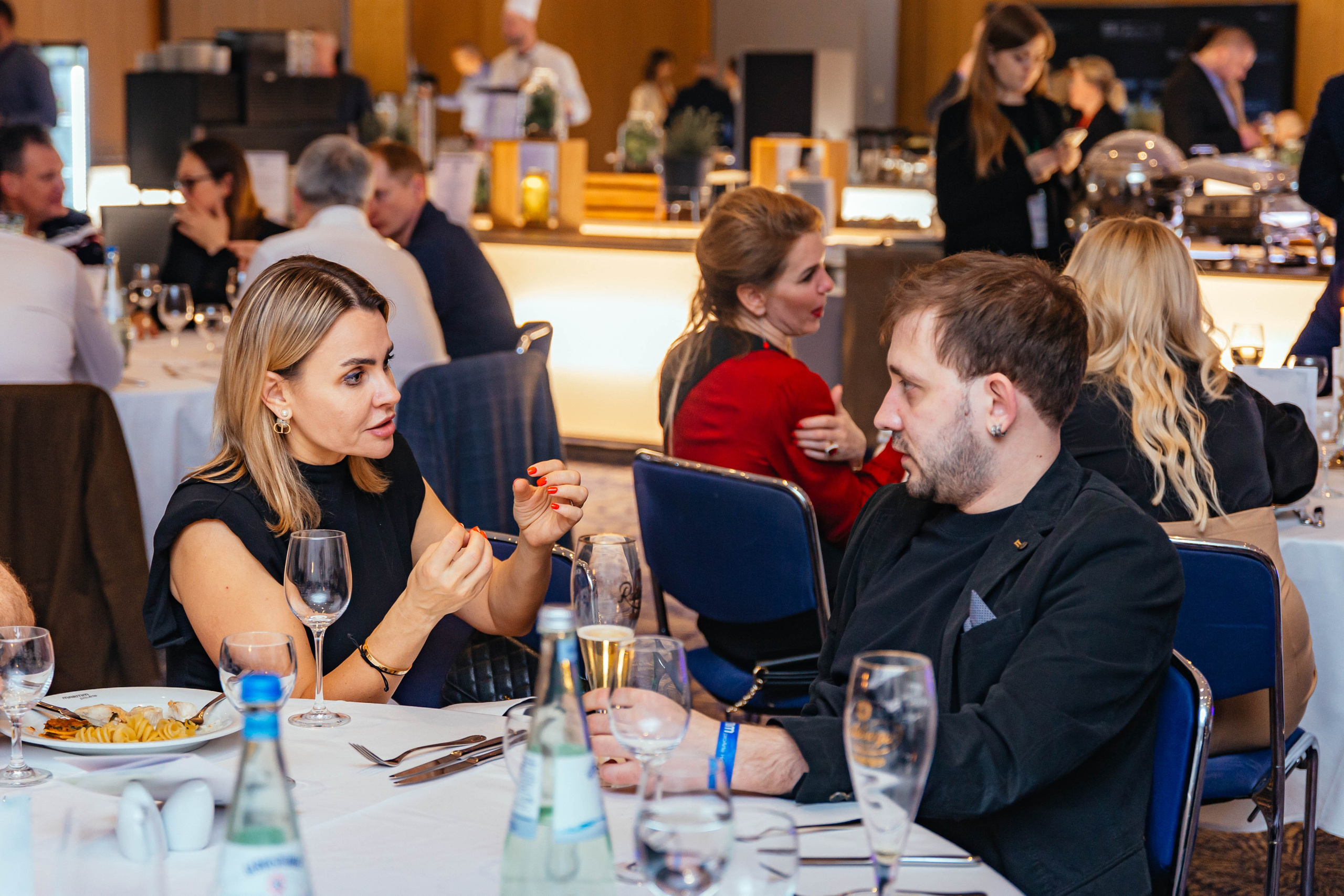 Club Bizon. Portrait family photographer in Berlin Elena Zakh