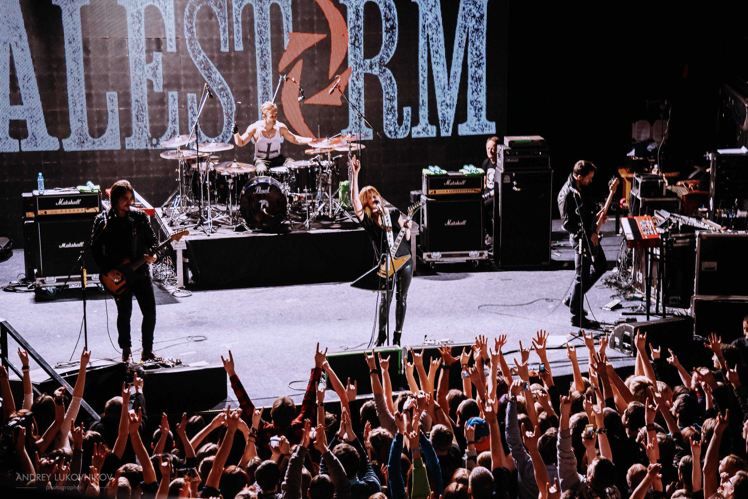 Halestorm. Into the Wild Life Tour 2016