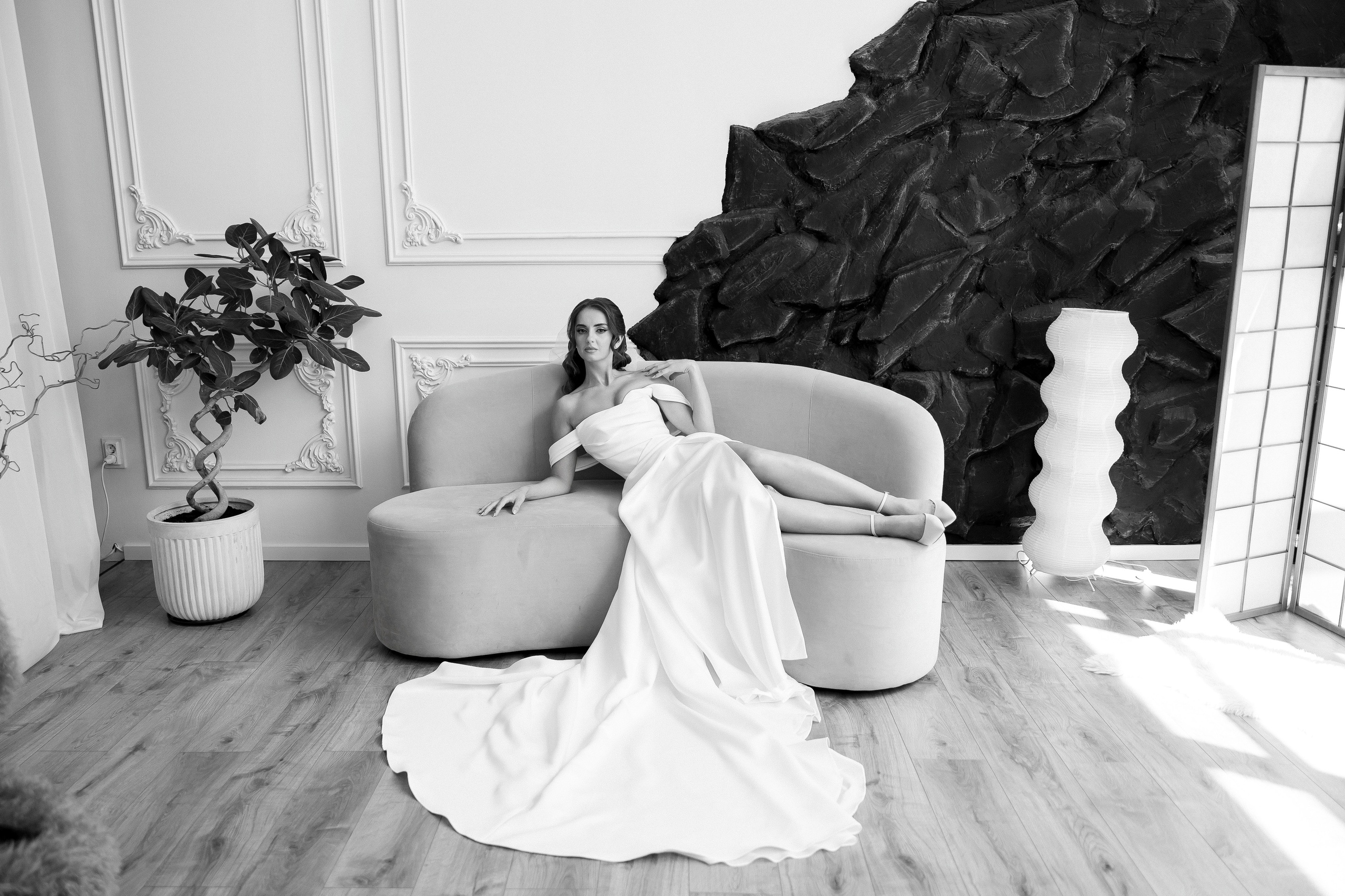 Eugen & Livia — Grand Elysee — Wedding Day. Servicii Foto și Video 067188353