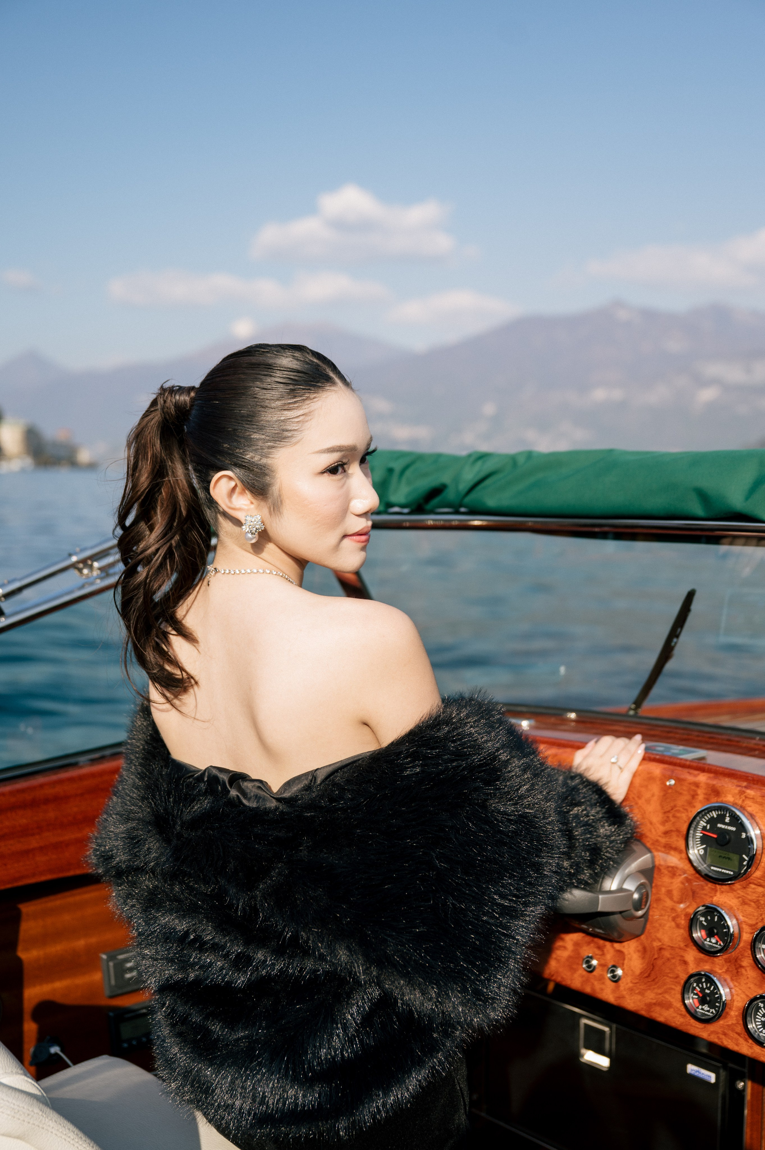 Lake Como. Lake Como Photographer — Proposal | Wedding | Elopement