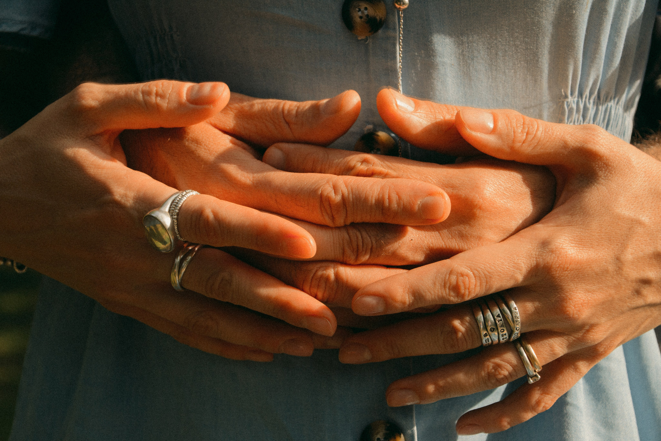 Details on love story. Family shooting. 