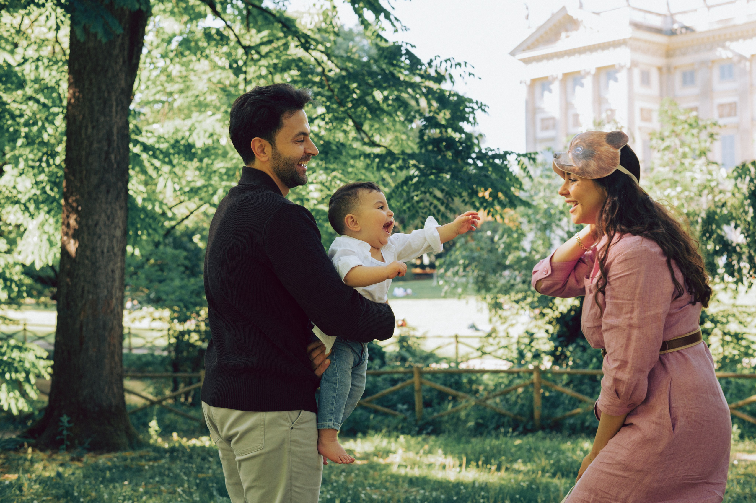 Nassib Maryam & Alexander in Milan. AnaMilanoFoto | Couple & Wedding Photographer in Milan