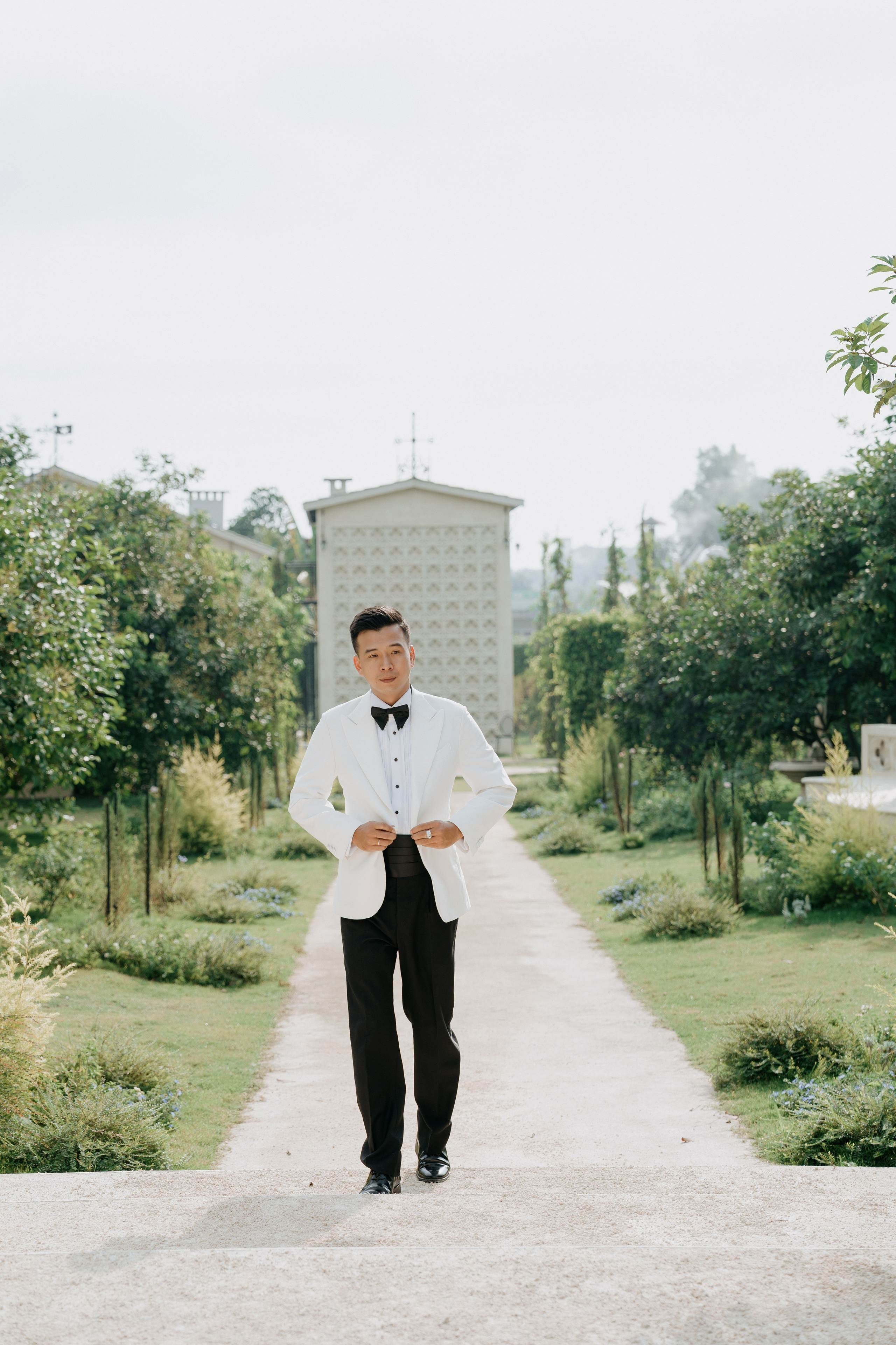 THU & NHU / An garden. Saigon Wedding Present | Art Beyond Moments