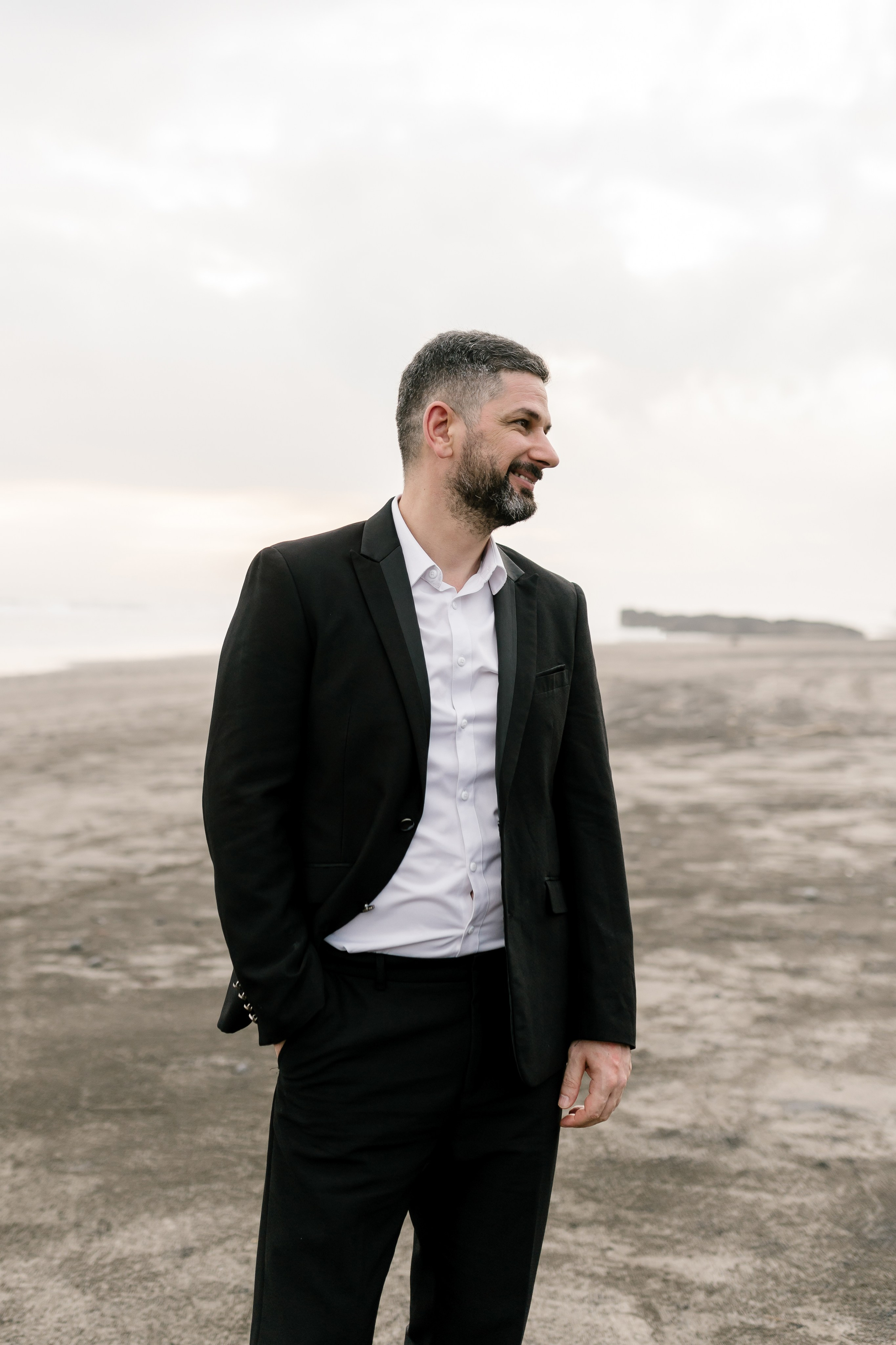 Honeymoon Photoshoot in Bali. Female Photographer in Bali