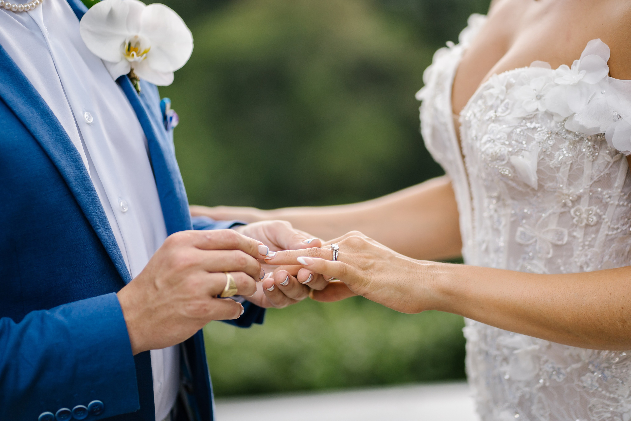 Jamie & Jordan. Female Photographer in Bali