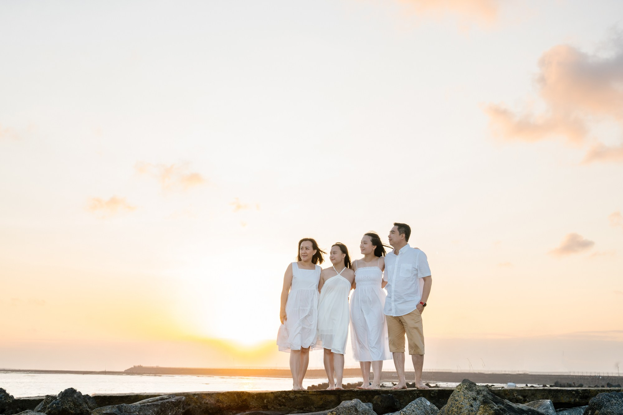 Family Holiday Photoshoot. Female Photographer in Bali