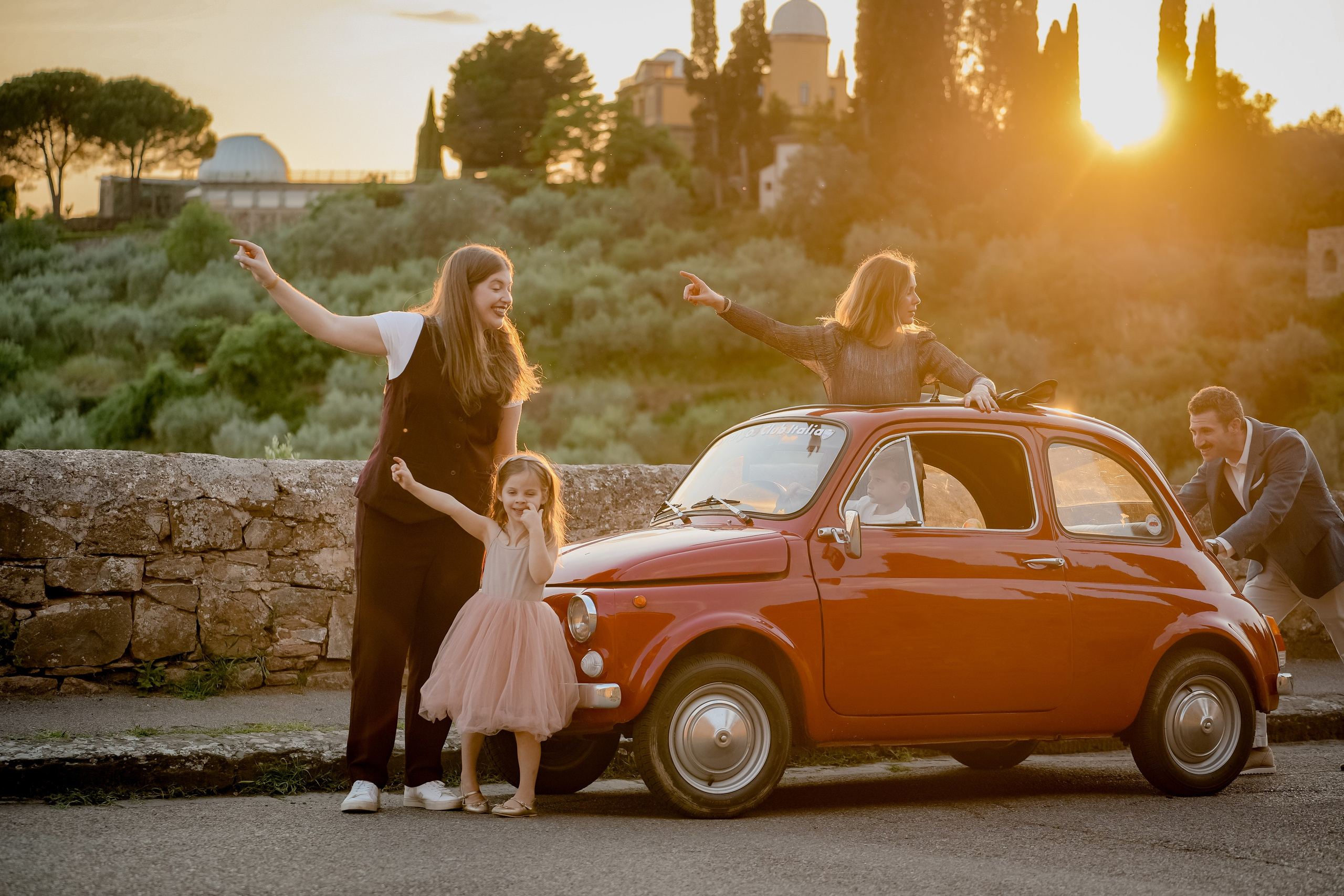 Jessica & Family. Wedding Photographer in Italy
