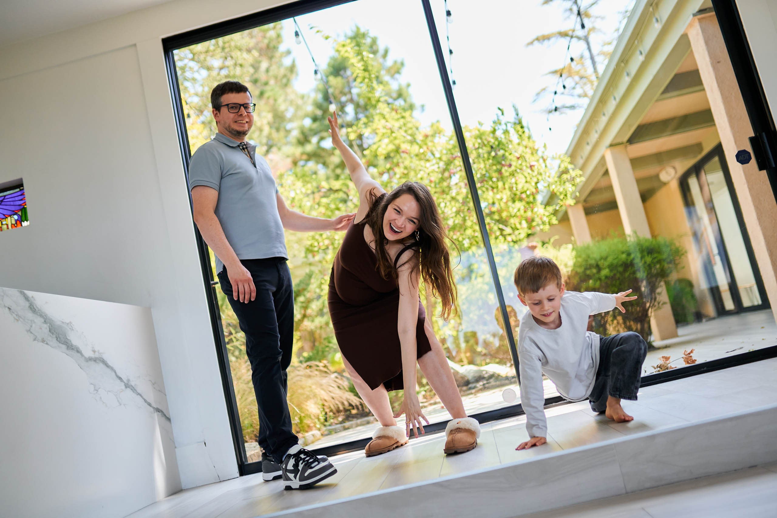Fashion Maternity & Family Session at a Palo Alto Villa — Lifestyle Couple, Child, and Editorial Motherhood Photography. Bay Area Life | Event, Wedding & Commercial Photography Agency