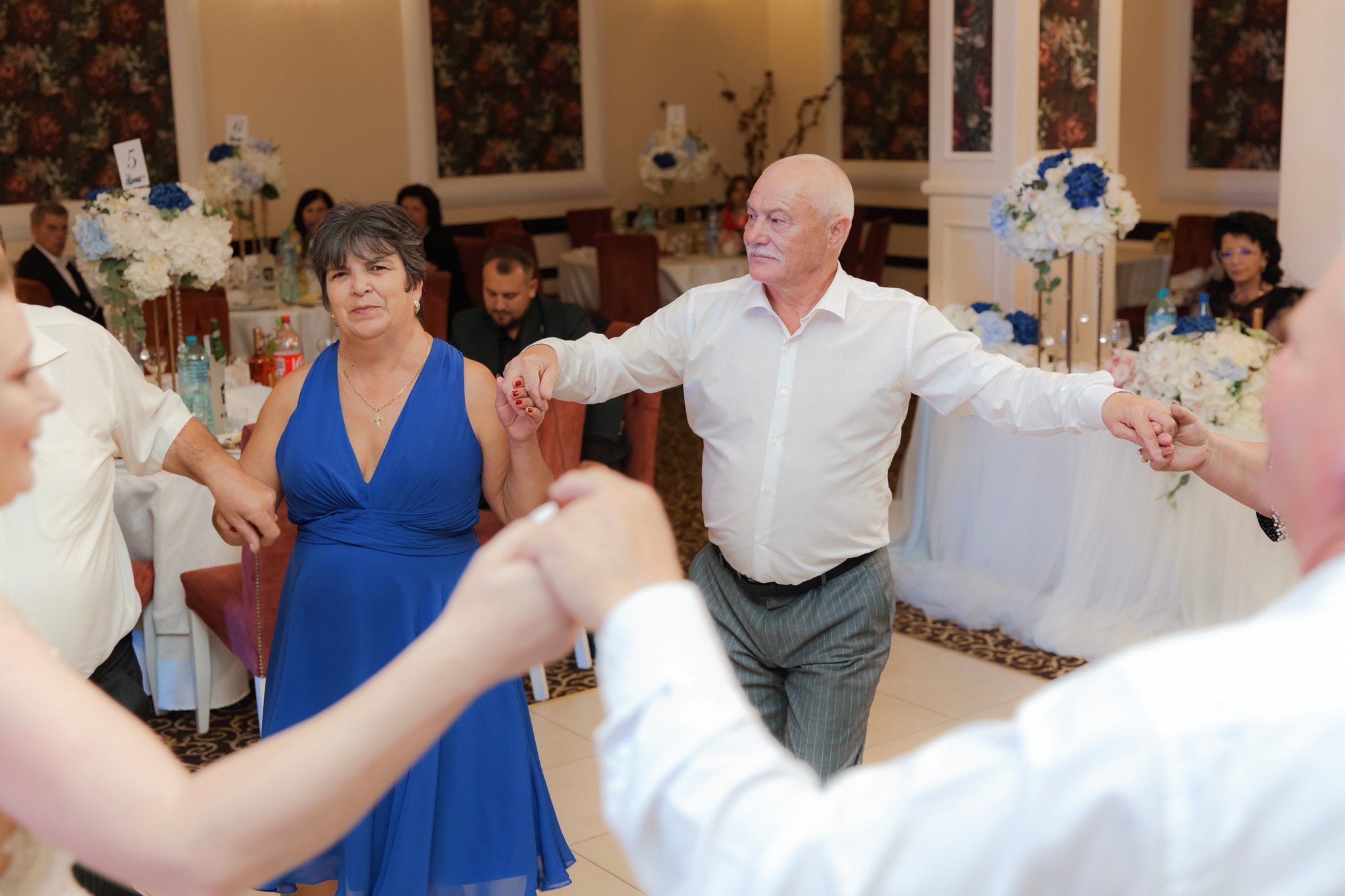 Mihai & Oana. Servicii foto-video profesionale, pentru momente de neuitat