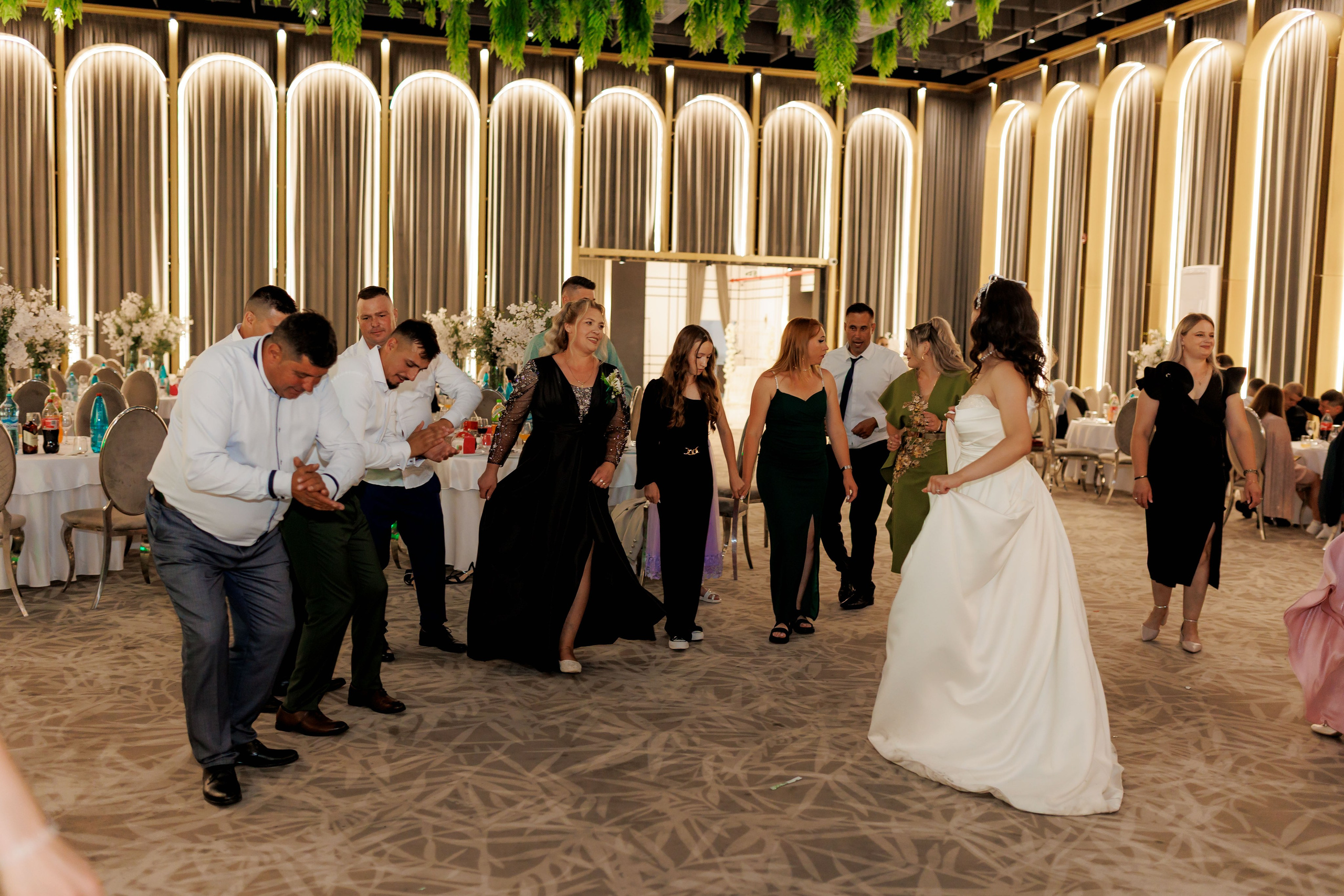 Nunta Nicoleta & Răzvan | Fotografie & Videografie Profesională. Servicii foto-video profesionale, pentru momente de neuitat