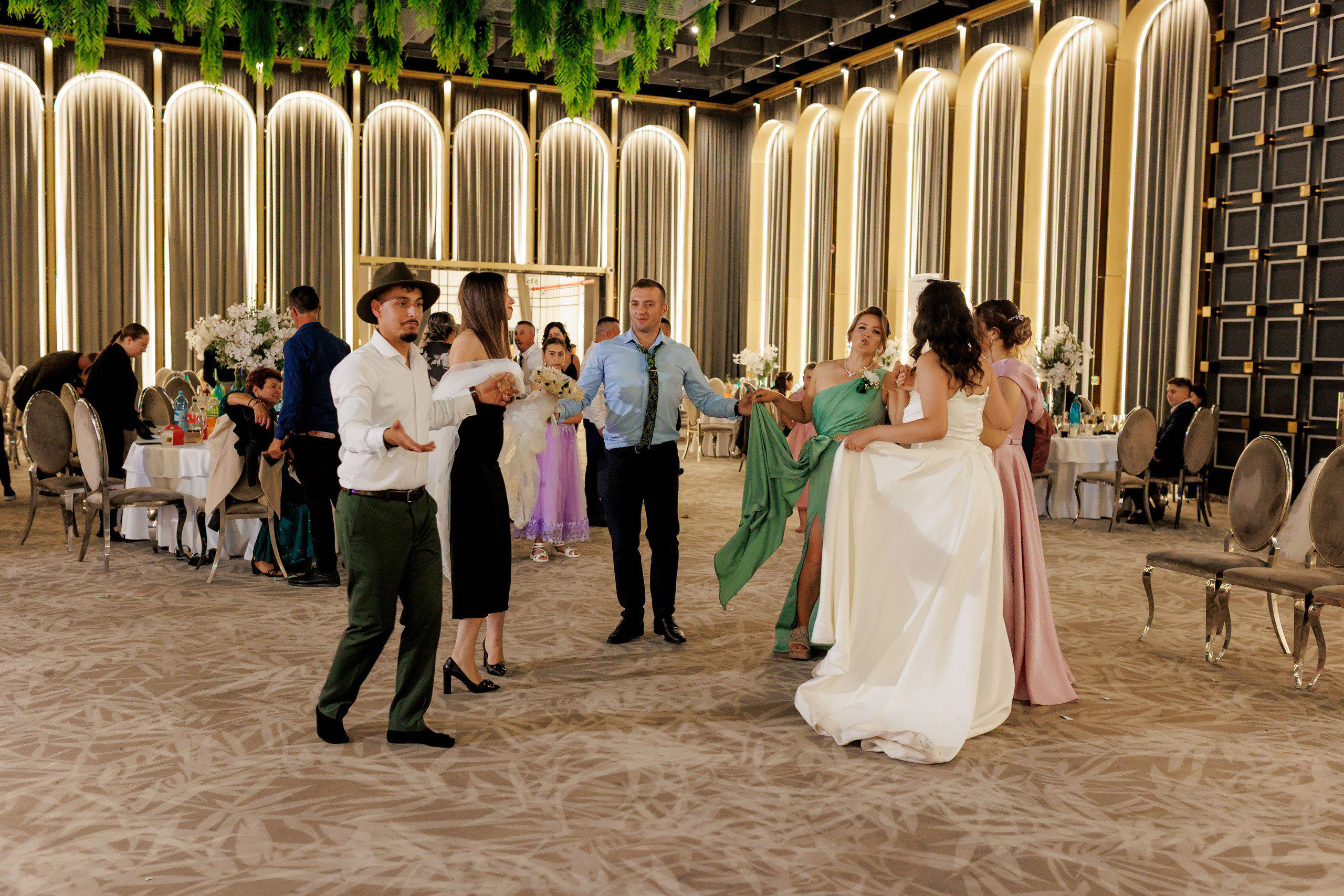 Nunta Nicoleta & Răzvan | Fotografie & Videografie Profesională. Servicii foto-video profesionale, pentru momente de neuitat