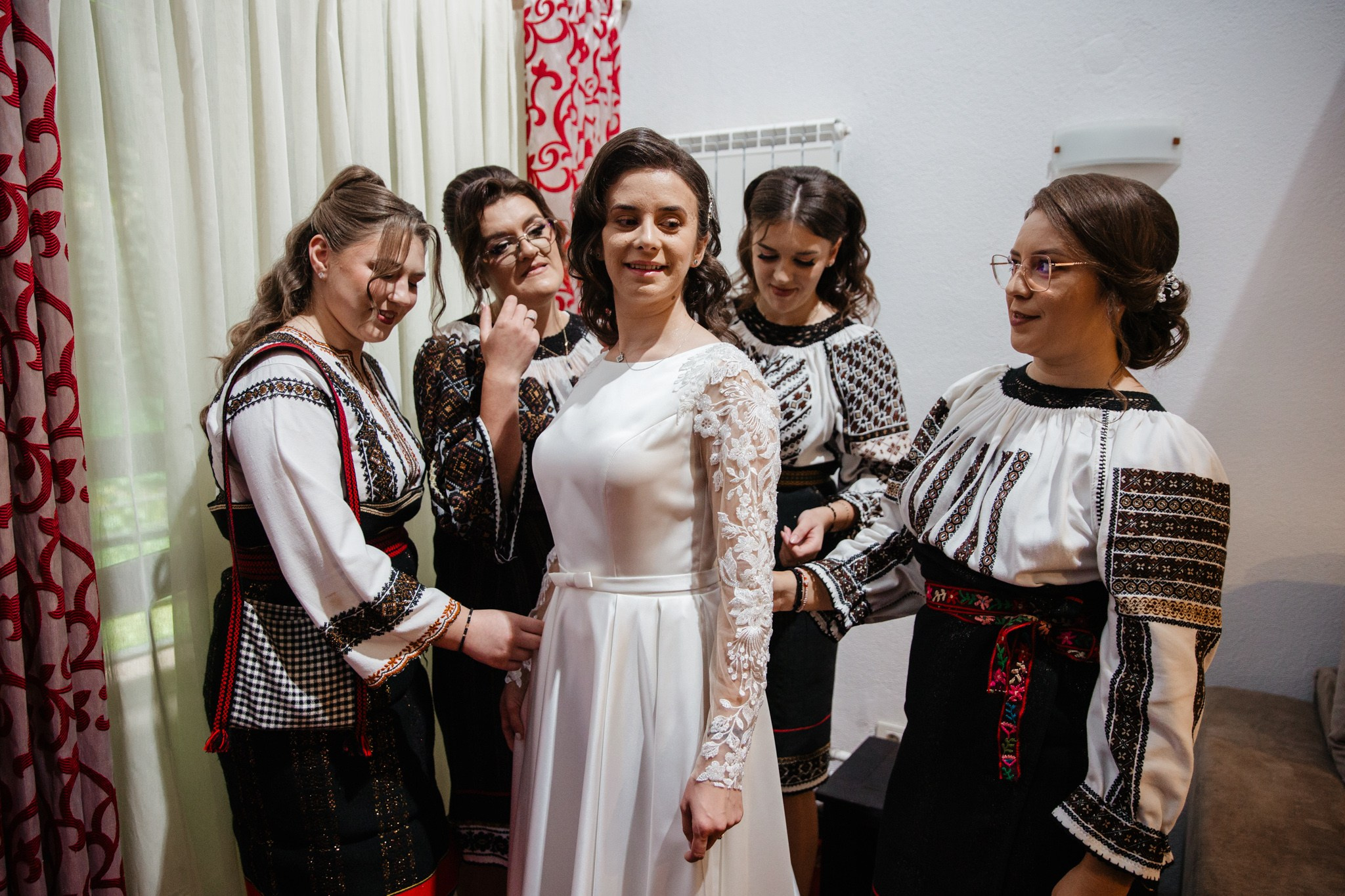 Nunta de Poveste la Sucevița: Cristi și Andreea. Servicii foto-video profesionale, pentru momente de neuitat