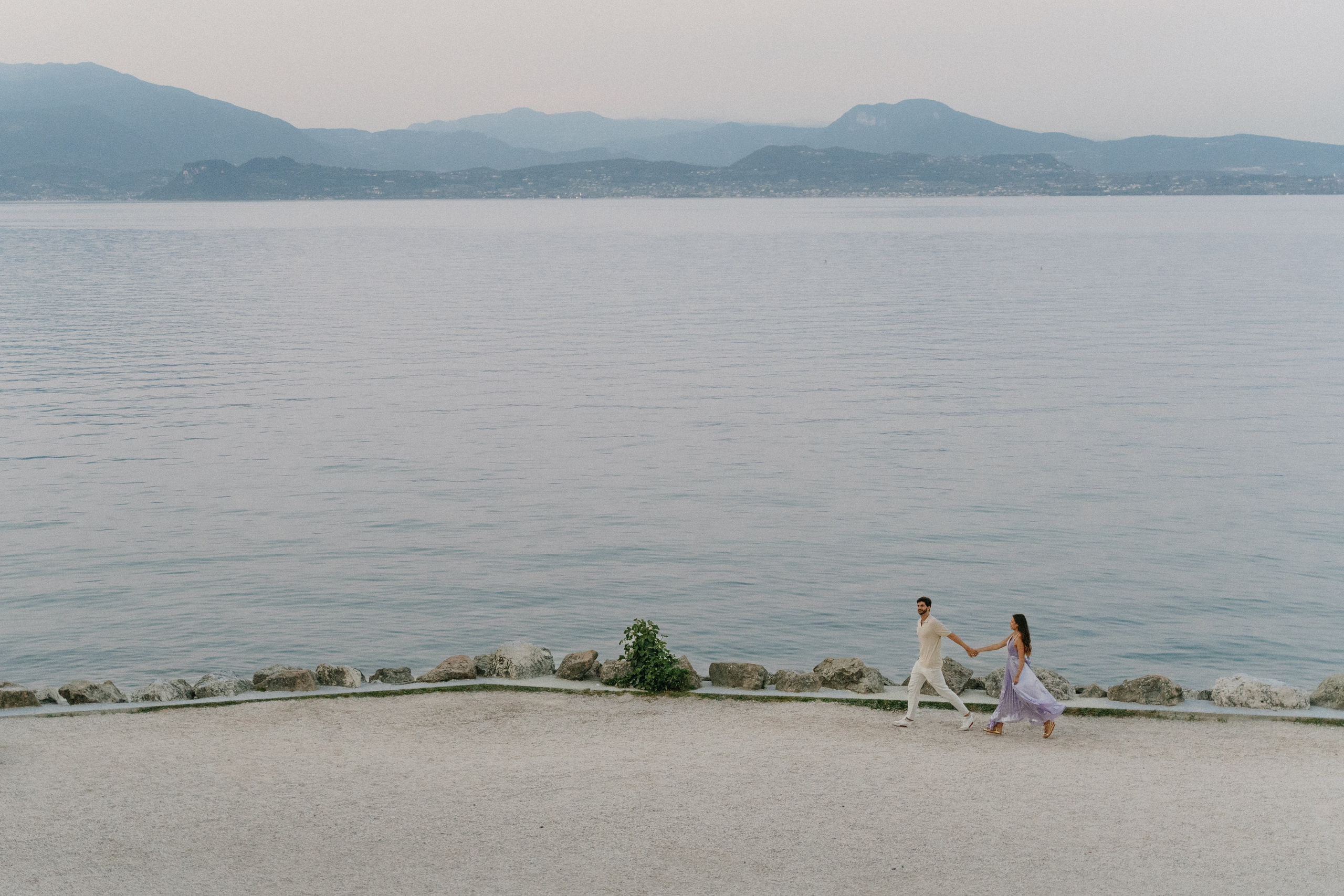 L & B (Sirmione, Lake Garda, Italy). Marriage Proposal Photographer in Verona, Lake Garda and Dolomites| Diana Fedrigo